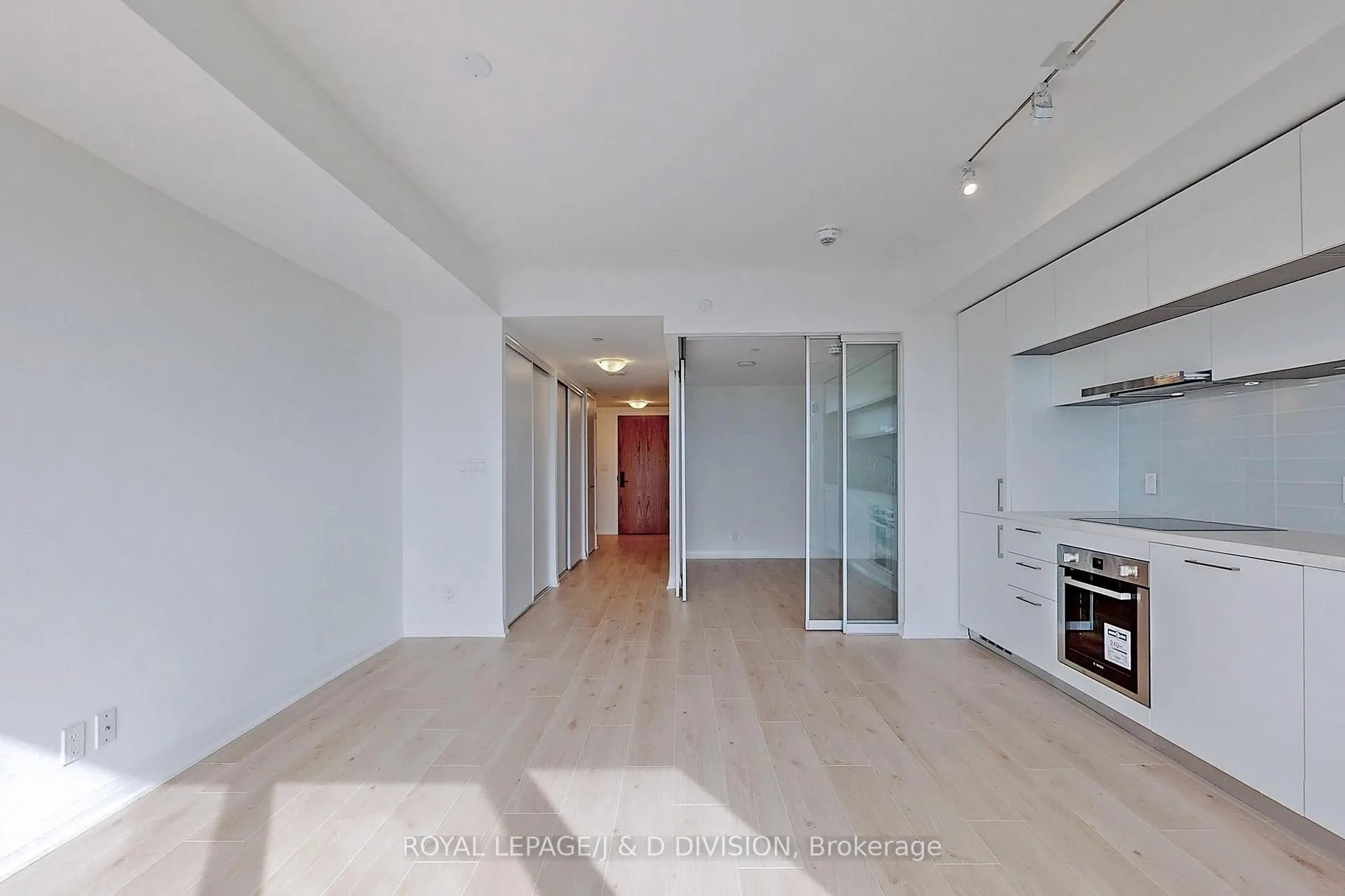 Photo 9 of Unit 1101, 99 Foxbar Road, Toronto, Yonge-St. Clair — HOMEH