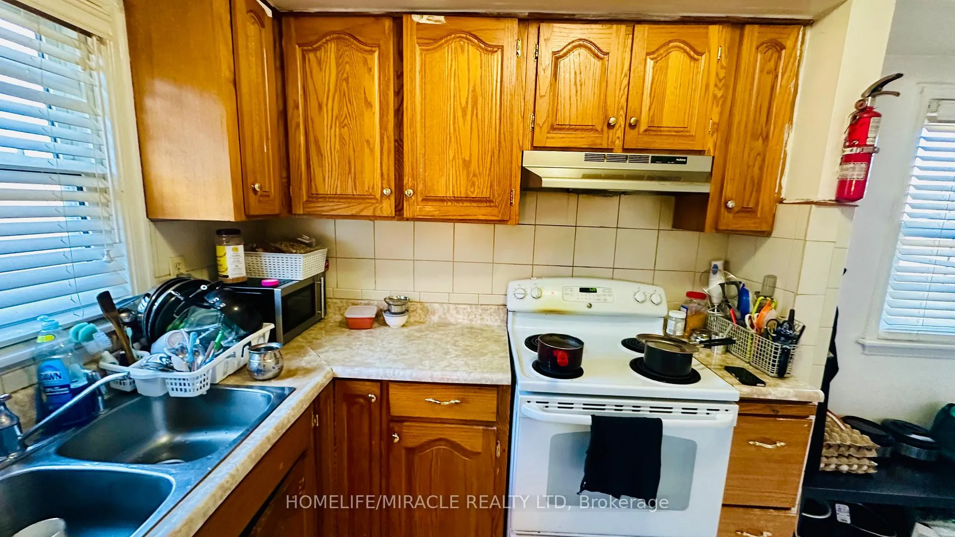 Photo 21 of 486 Matthew Brady Avenue, Windsor — HOMEH