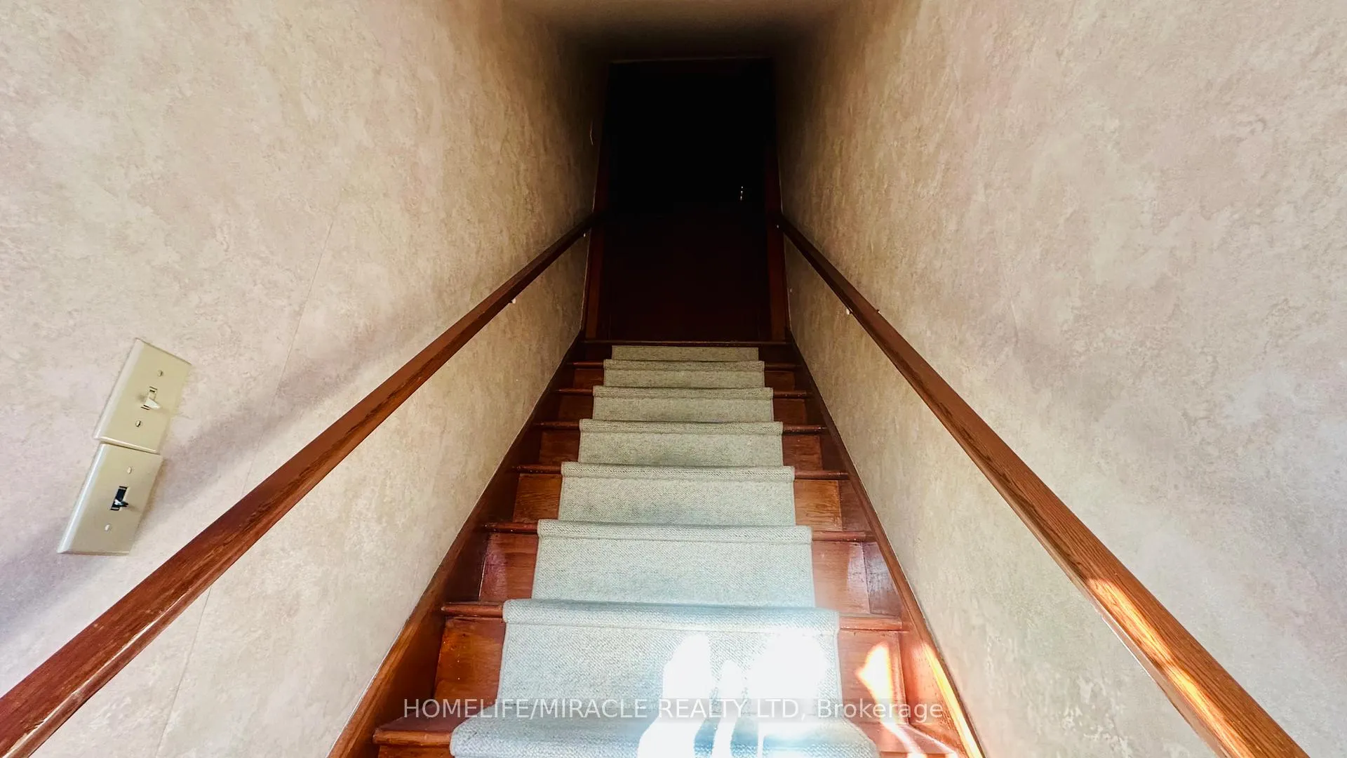 Photo 29 of 486 Matthew Brady Avenue, Windsor — HOMEH