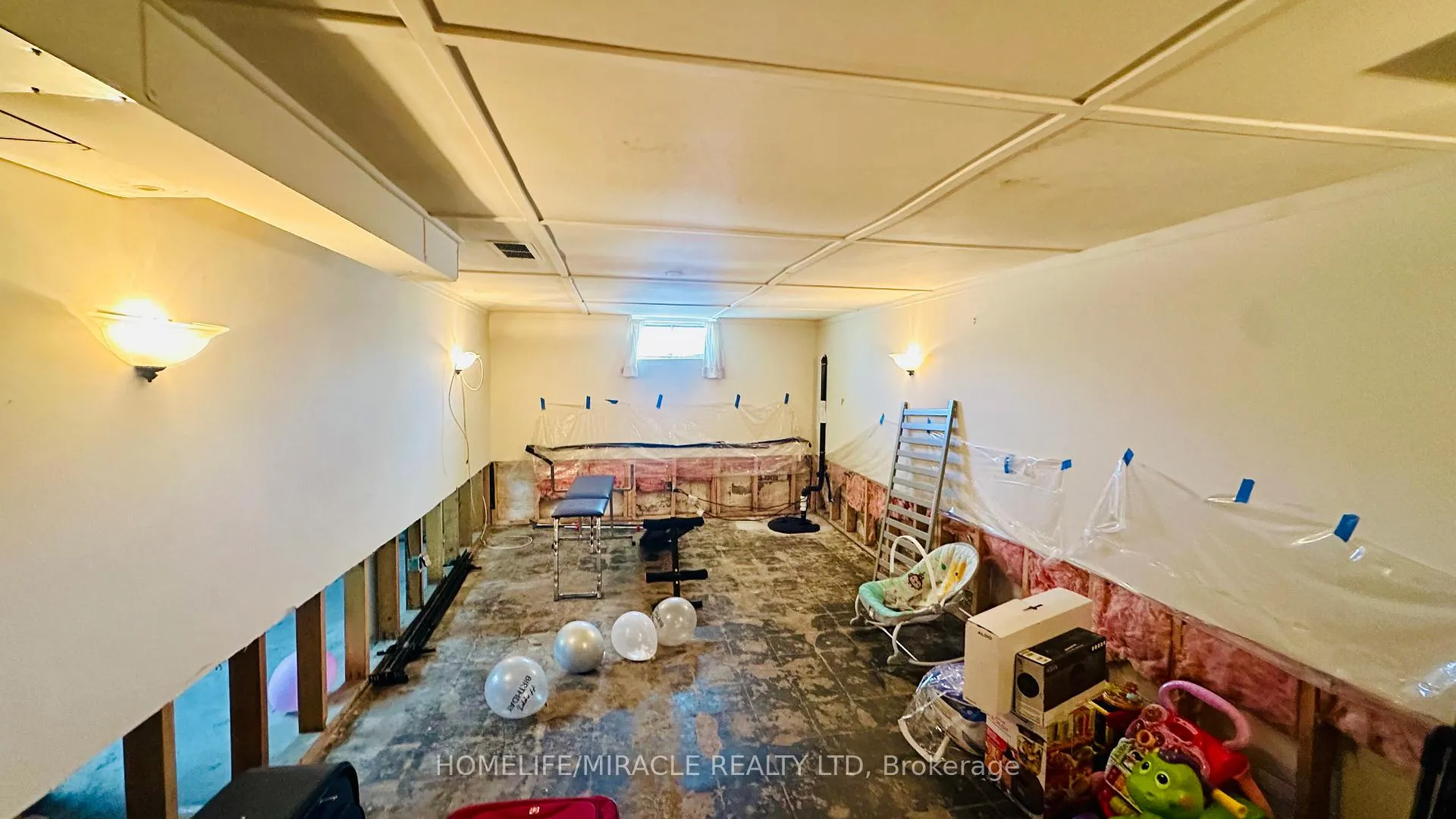 Photo 32 of 486 Matthew Brady Avenue, Windsor — HOMEH