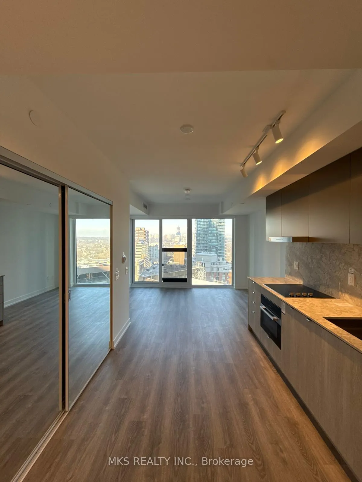 Photo 7 of Unit 1907, 771 Yonge Street, Toronto, The Annex — HOMEH