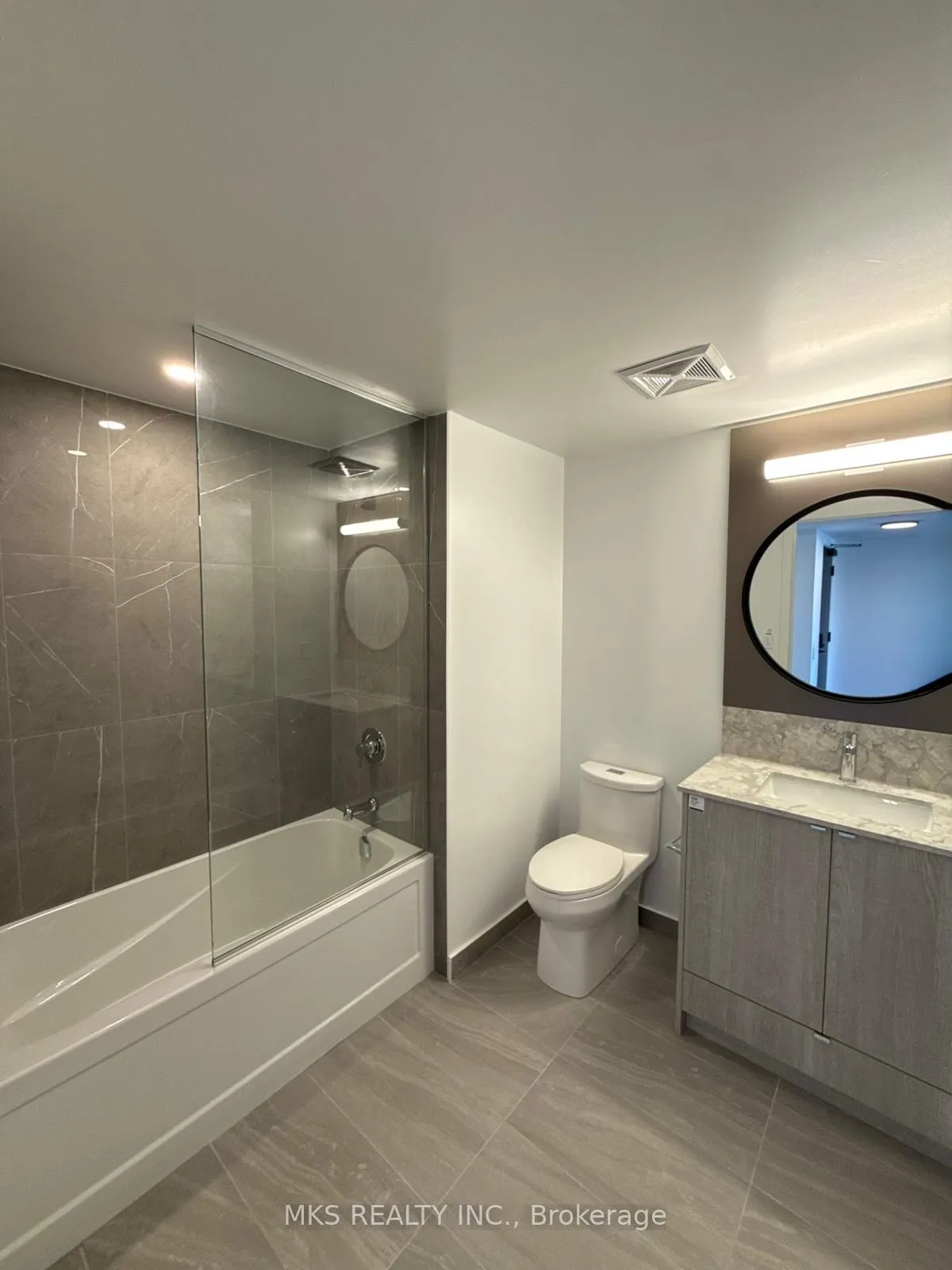 Photo 9 of Unit 1907, 771 Yonge Street, Toronto, The Annex — HOMEH