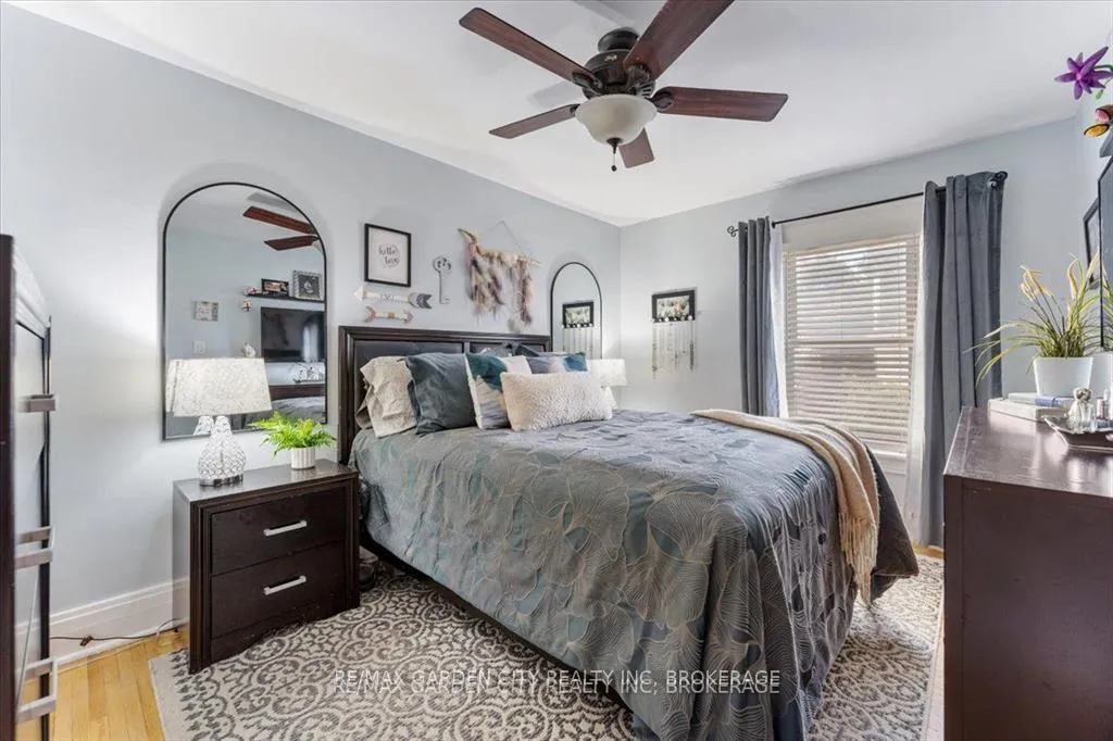Photo 10 of 22 Chaplin Avenue, St. Catharines, Downtown — HOMEH