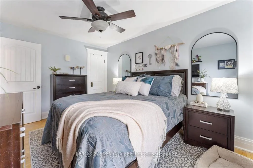 Photo 11 of 22 Chaplin Avenue, St. Catharines, Downtown — HOMEH