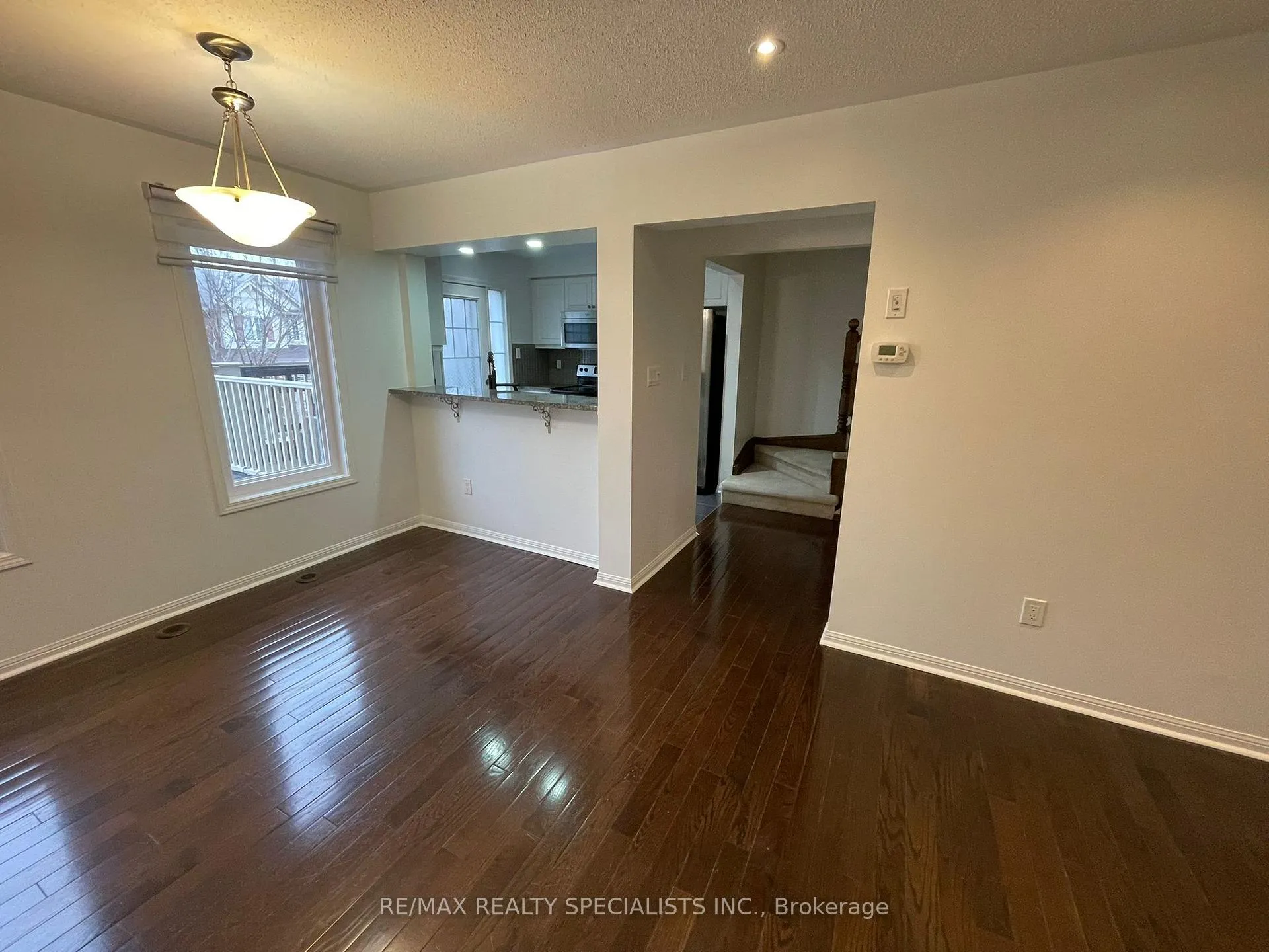 Photo 8 of 250 Mortimer Crescent, Milton, Harrison — HOMEH