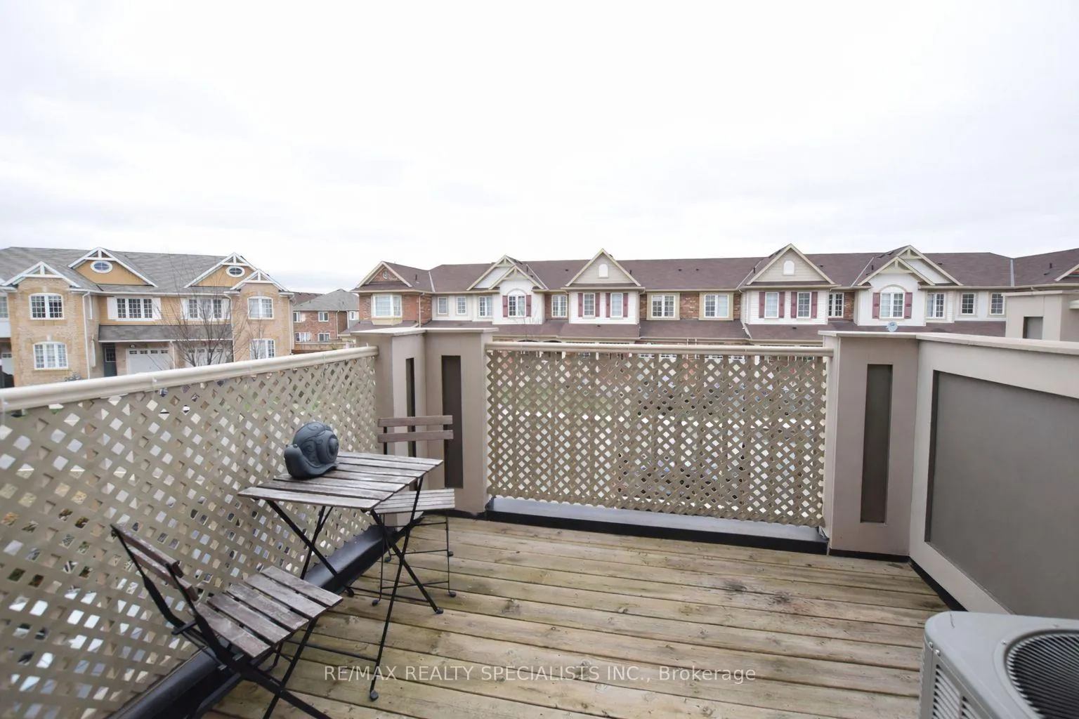 Photo 10 of 250 Mortimer Crescent, Milton, Harrison — HOMEH