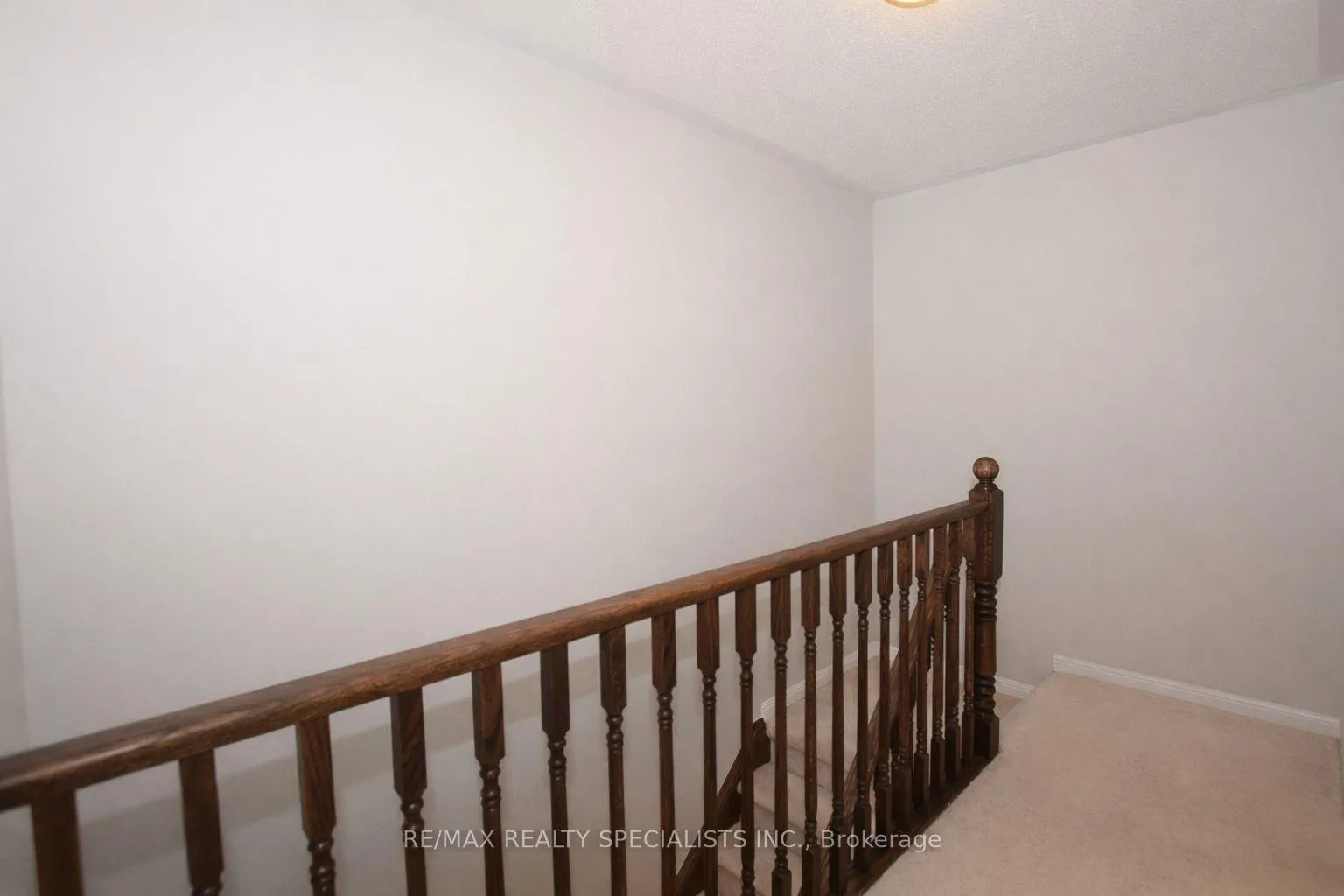 Photo 12 of 250 Mortimer Crescent, Milton, Harrison — HOMEH