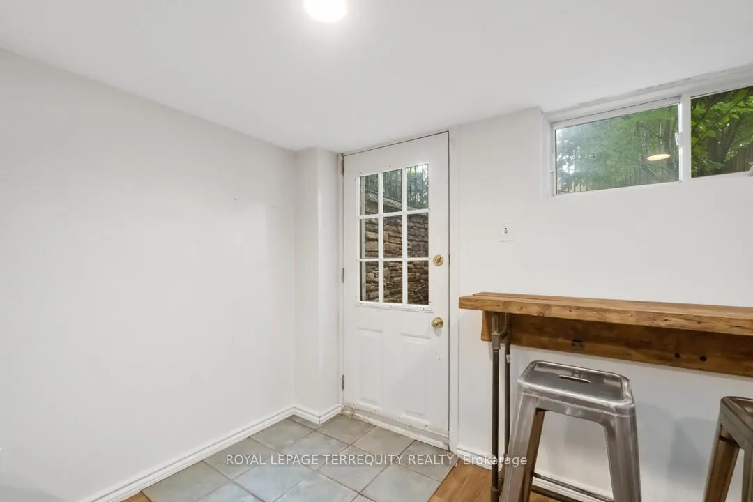 Photo 2 of Unit Bsmt, 95 Macdonell Avenue, Toronto, Roncesvalles — HOMEH