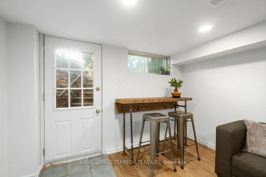 Photo 3 of Unit Bsmt, 95 Macdonell Avenue, Toronto, Roncesvalles — HOMEH
