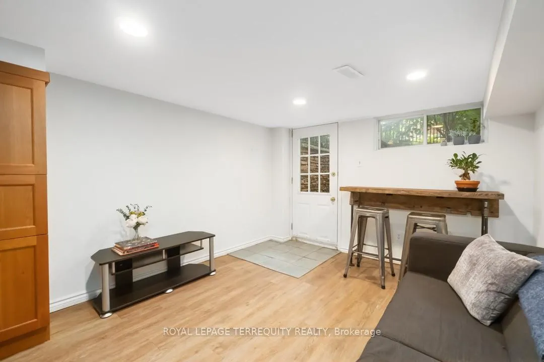 Photo 4 of Unit Bsmt, 95 Macdonell Avenue, Toronto, Roncesvalles — HOMEH