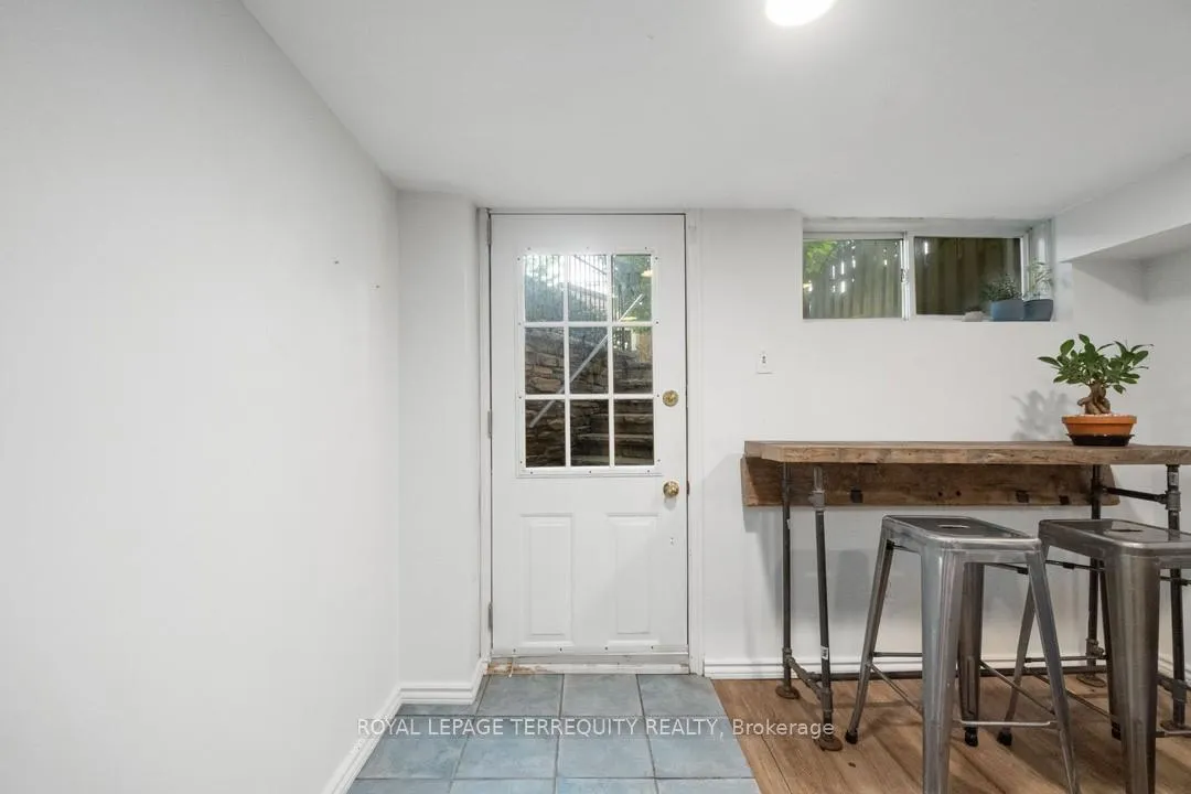 Photo 5 of Unit Bsmt, 95 Macdonell Avenue, Toronto, Roncesvalles — HOMEH