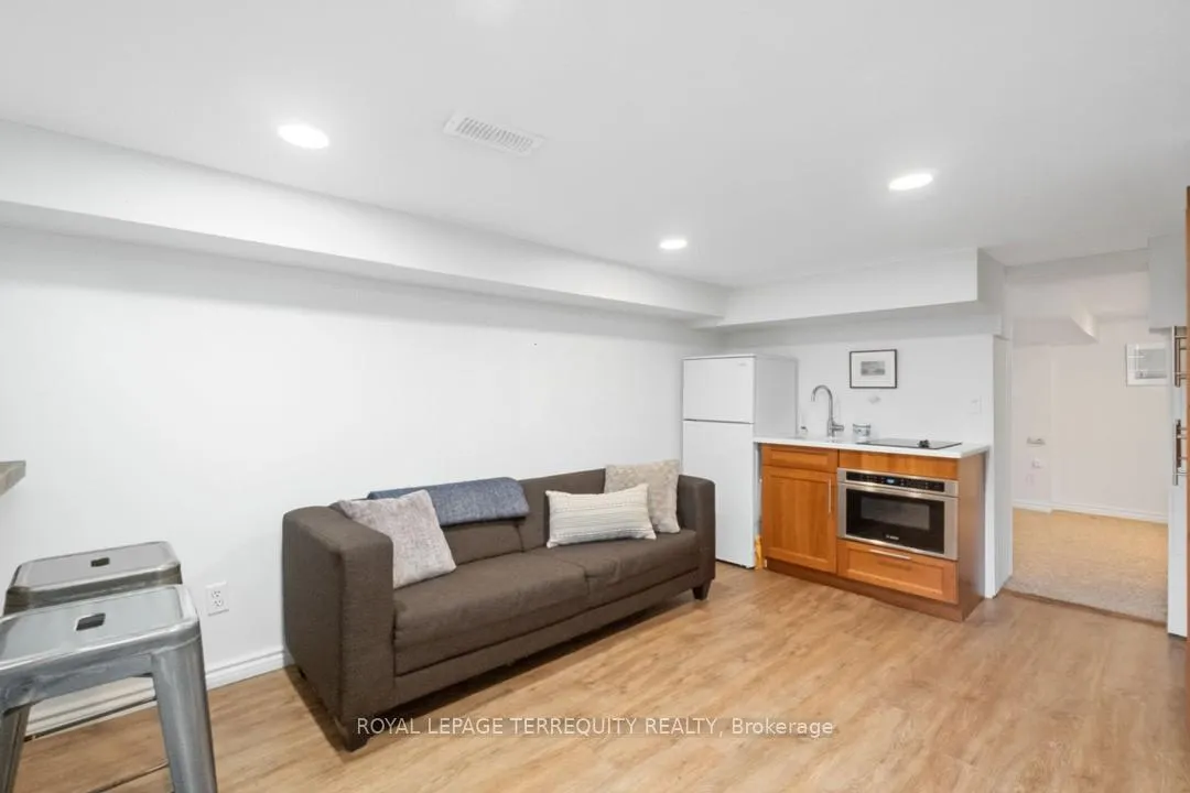 Photo 6 of Unit Bsmt, 95 Macdonell Avenue, Toronto, Roncesvalles — HOMEH