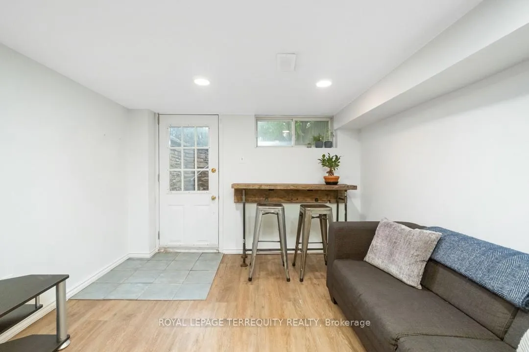Photo 7 of Unit Bsmt, 95 Macdonell Avenue, Toronto, Roncesvalles — HOMEH