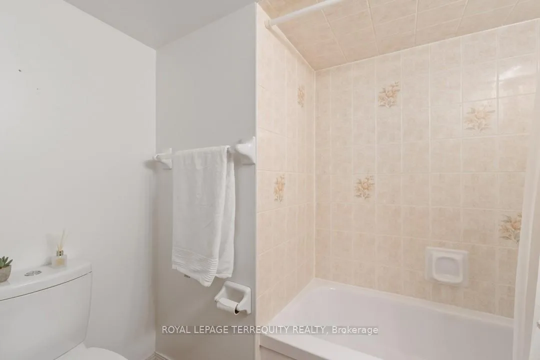 Photo 19 of Unit Bsmt, 95 Macdonell Avenue, Toronto, Roncesvalles — HOMEH