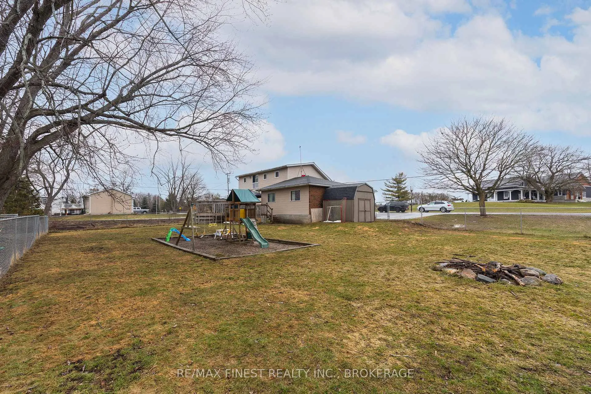 Photo 36 of 969 Millhaven Road, Loyalist, Lennox and Addington - South — HOMEH