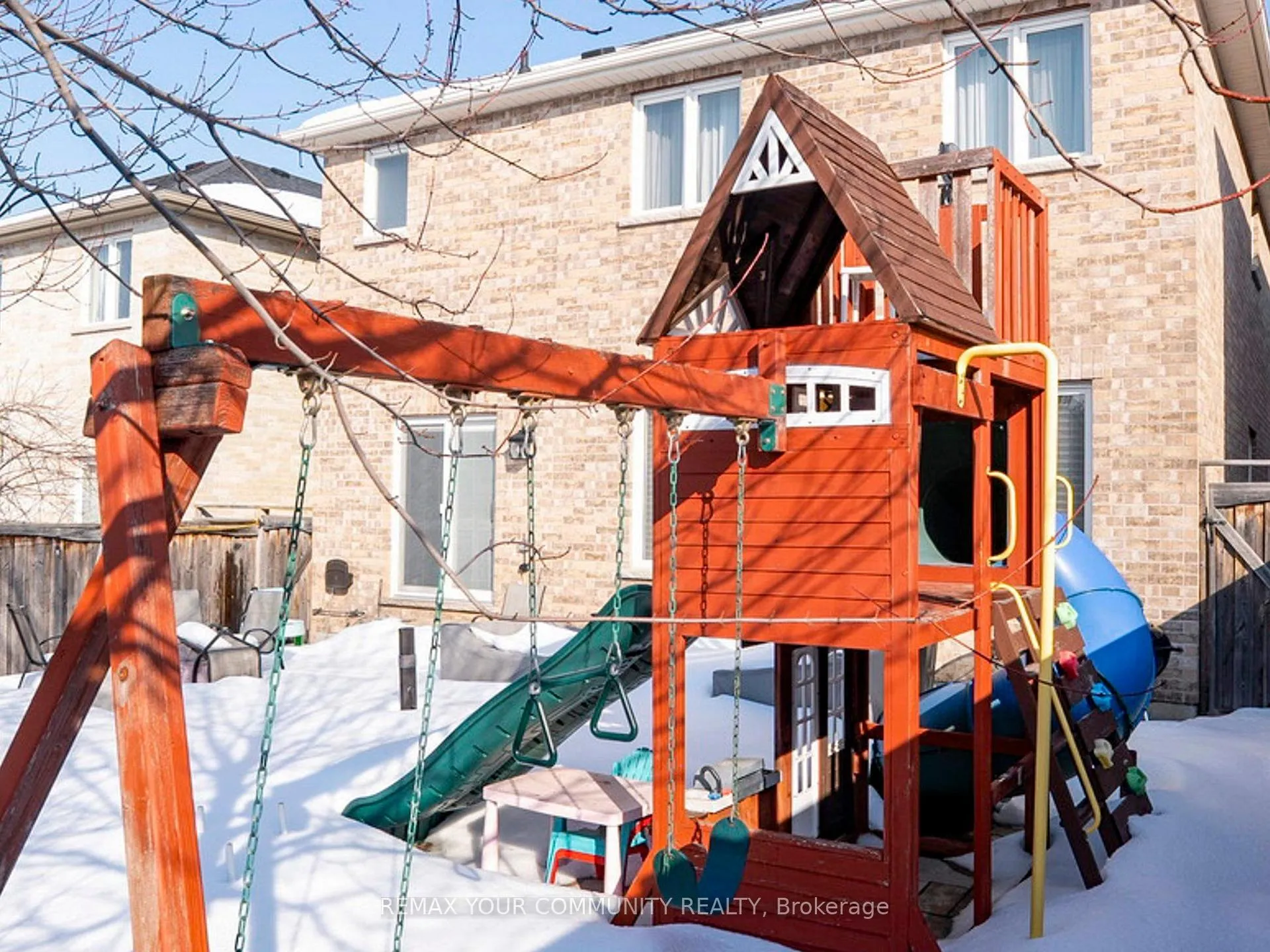 Photo 48 of 32 D'eva Drive, Vaughan, Patterson — HOMEH