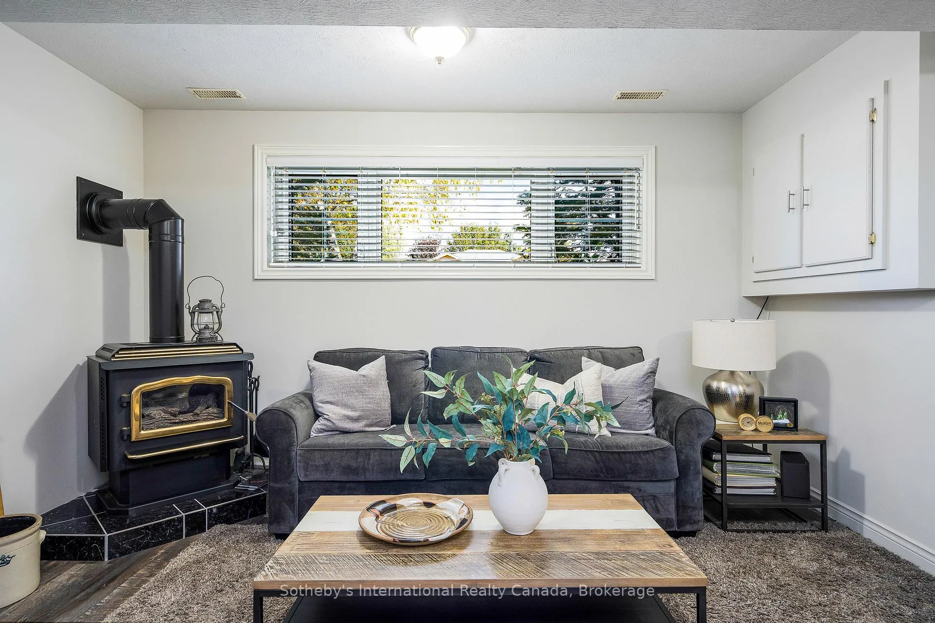Photo 20 of 26 Country Crescent, Meaford — HOMEH