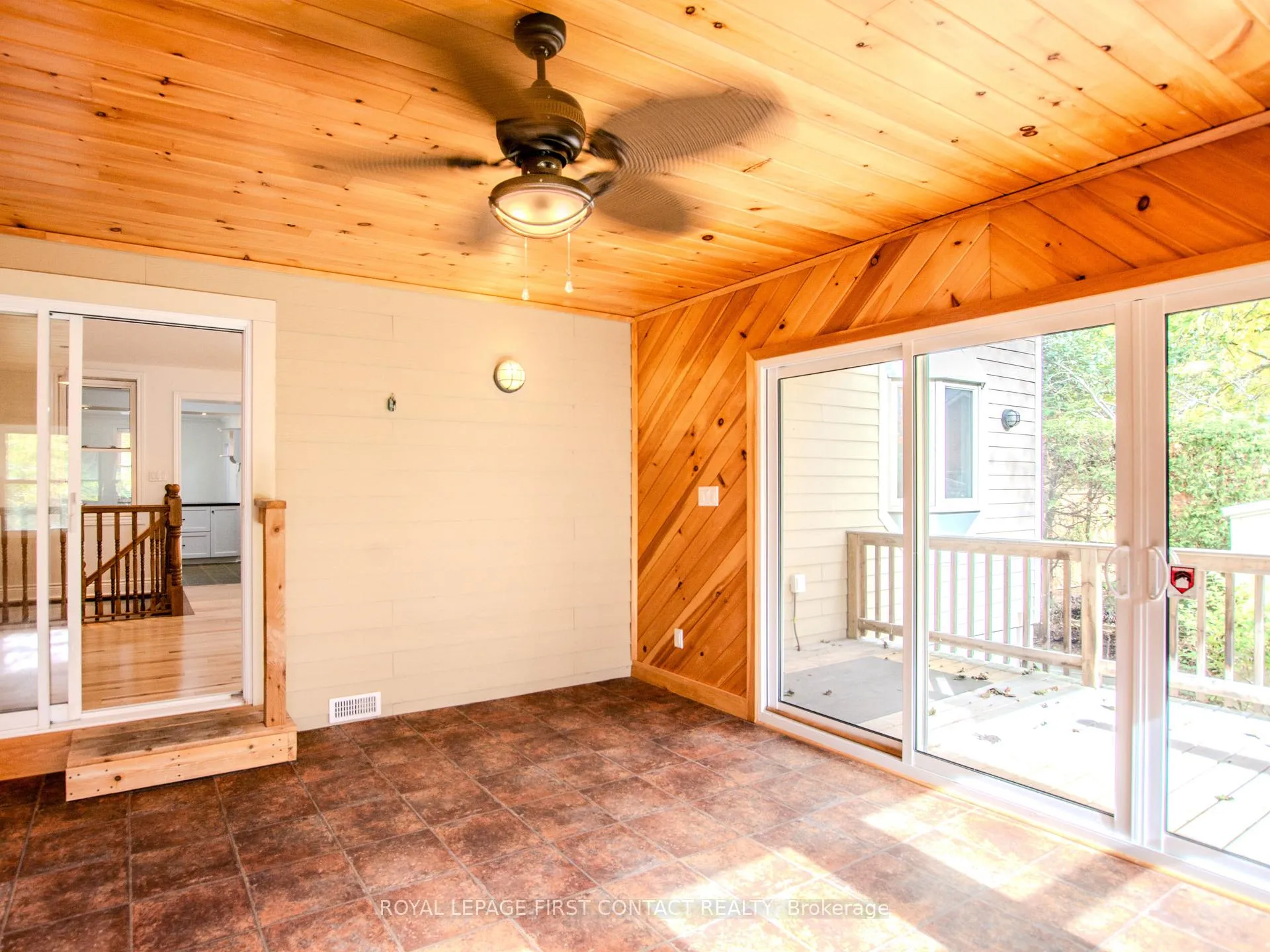 Photo 19 of 25 Holgate Street, Barrie, Allandale — HOMEH