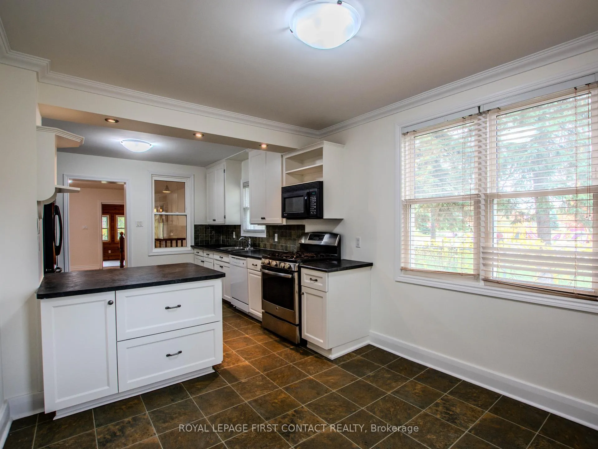 Photo 25 of 25 Holgate Street, Barrie, Allandale — HOMEH