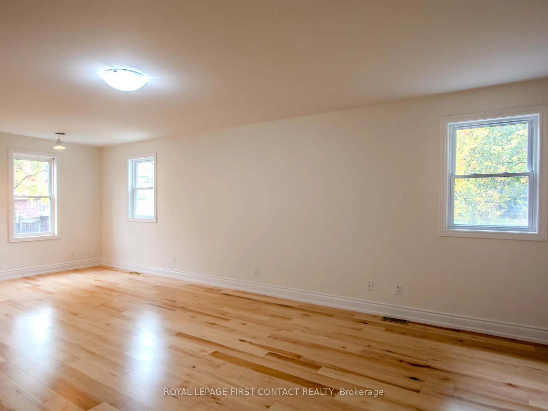 Photo 27 of 25 Holgate Street, Barrie, Allandale — HOMEH