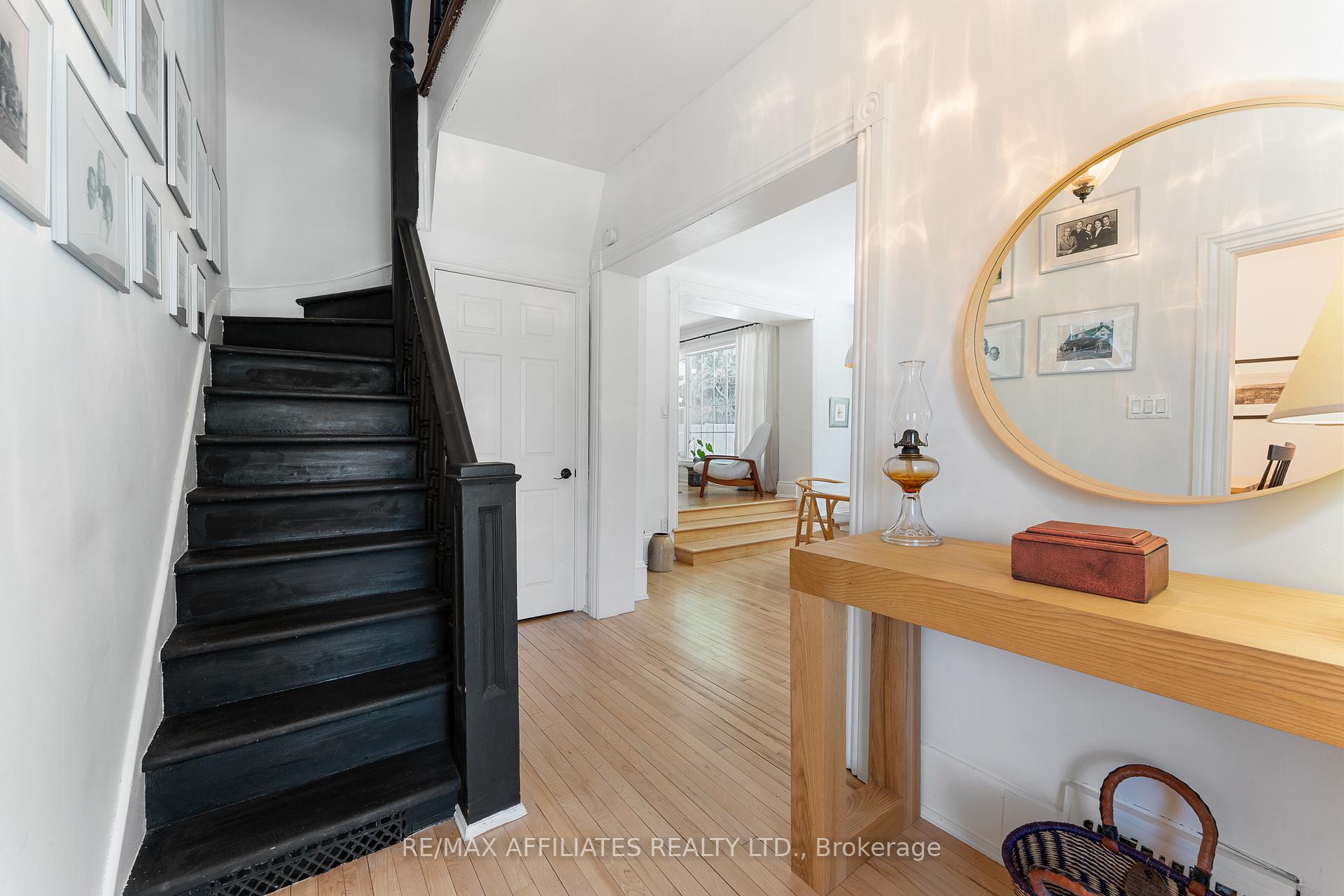 Photo 6 of 190 Poole Street, McNab/Braeside, Mcnab/Braeside Twps — HOMEH