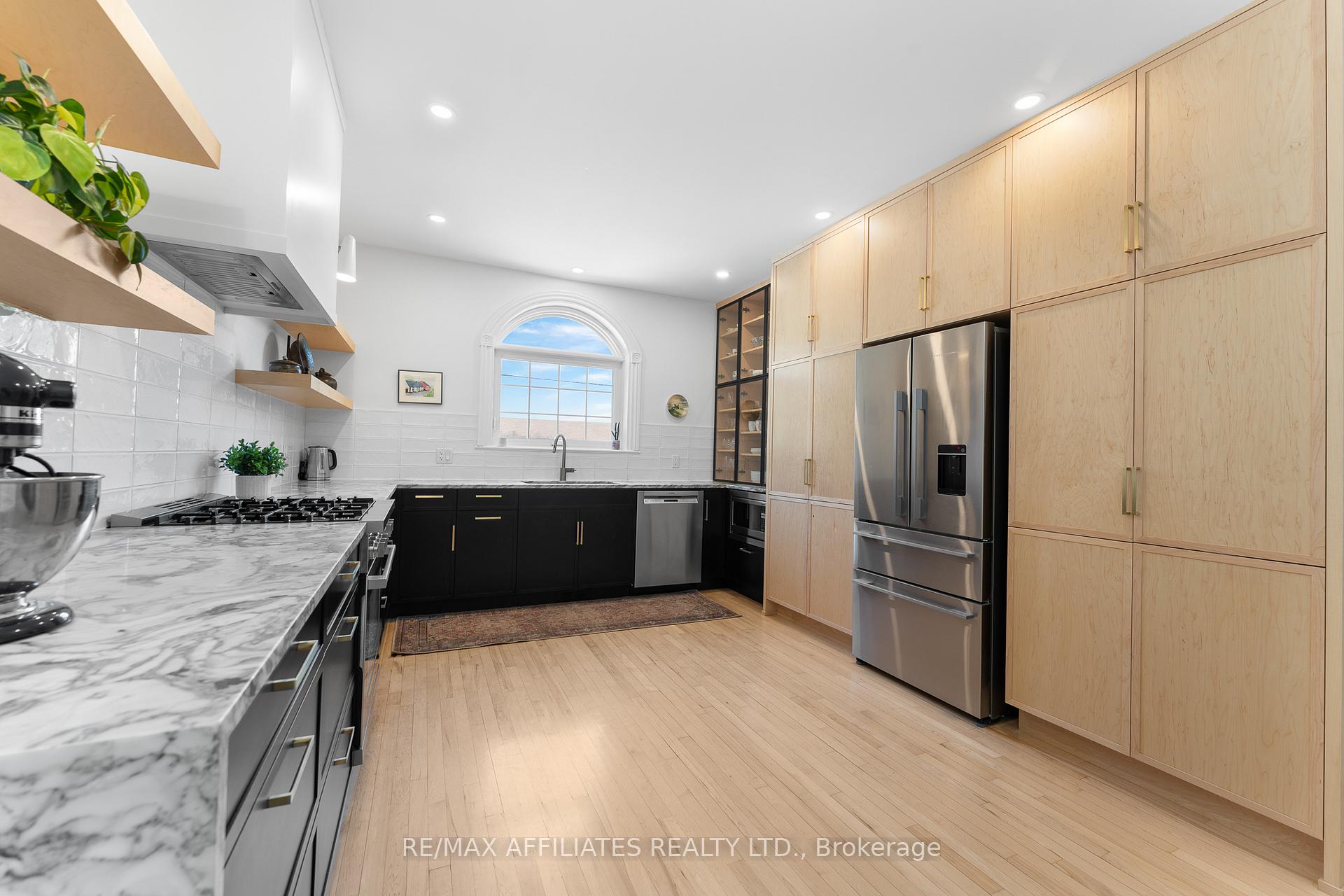 Photo 12 of 190 Poole Street, McNab/Braeside, Mcnab/Braeside Twps — HOMEH