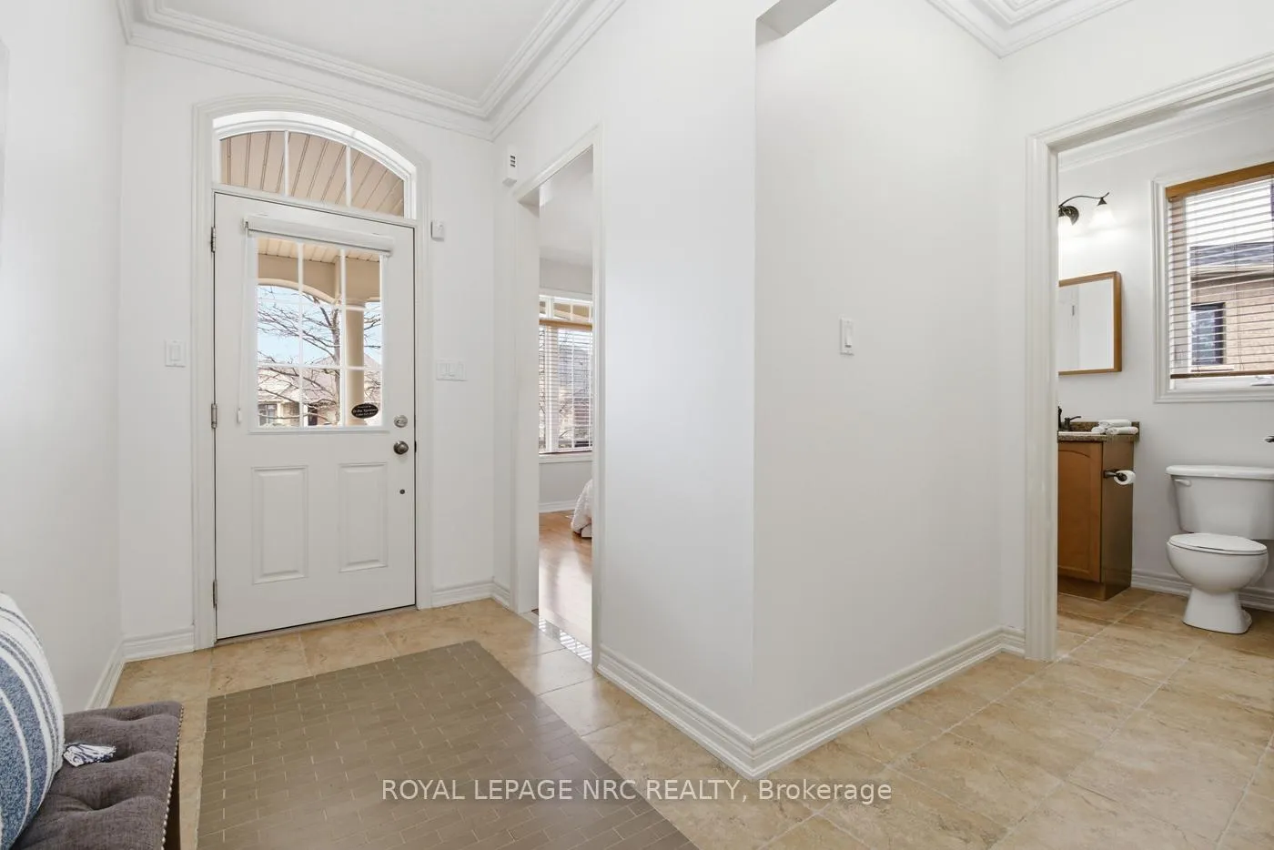 Photo 21 of 14 Lochness Court, Welland, Hwy 406/Welland — HOMEH
