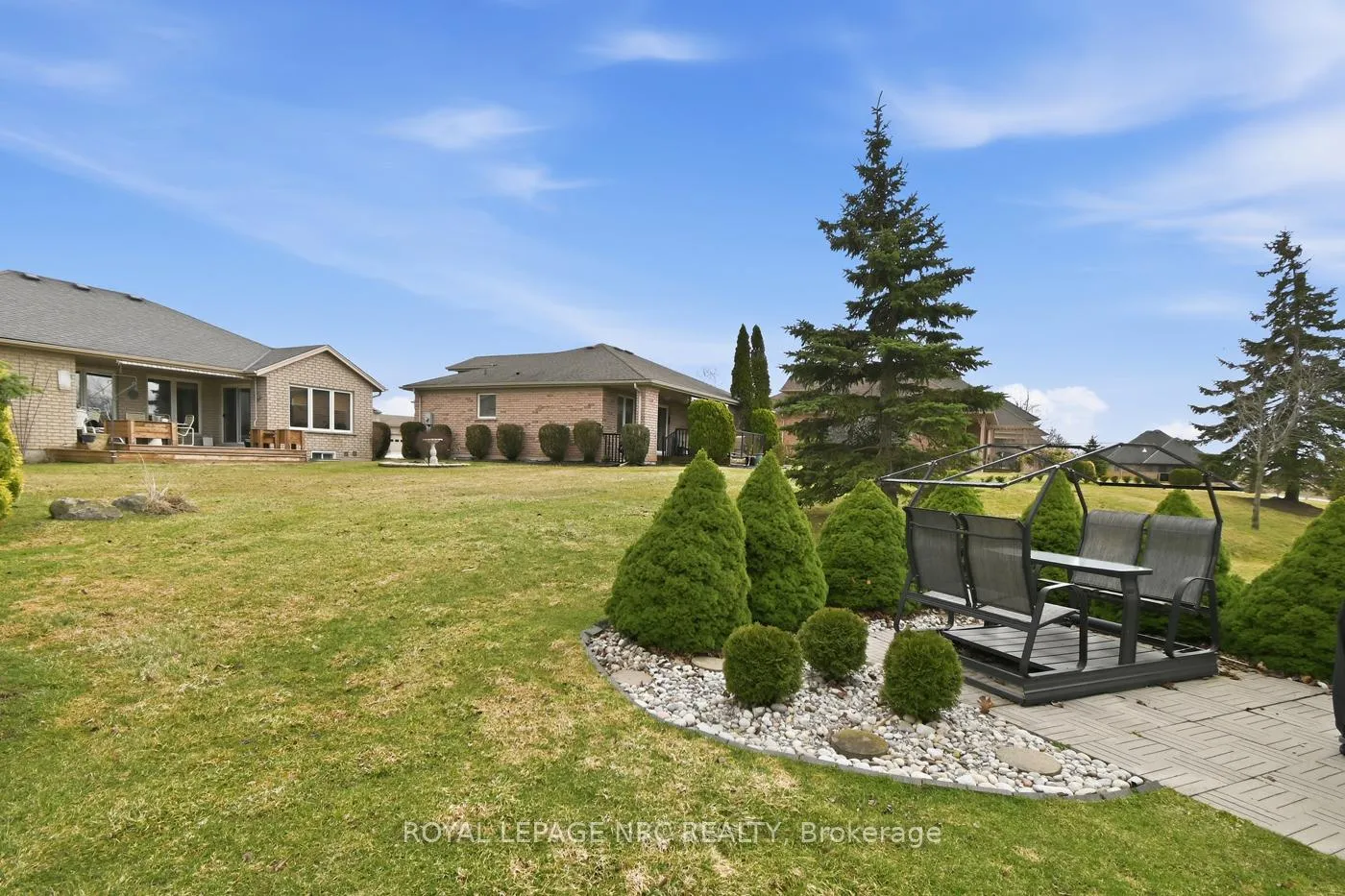 Photo 36 of 14 Lochness Court, Welland, Hwy 406/Welland — HOMEH