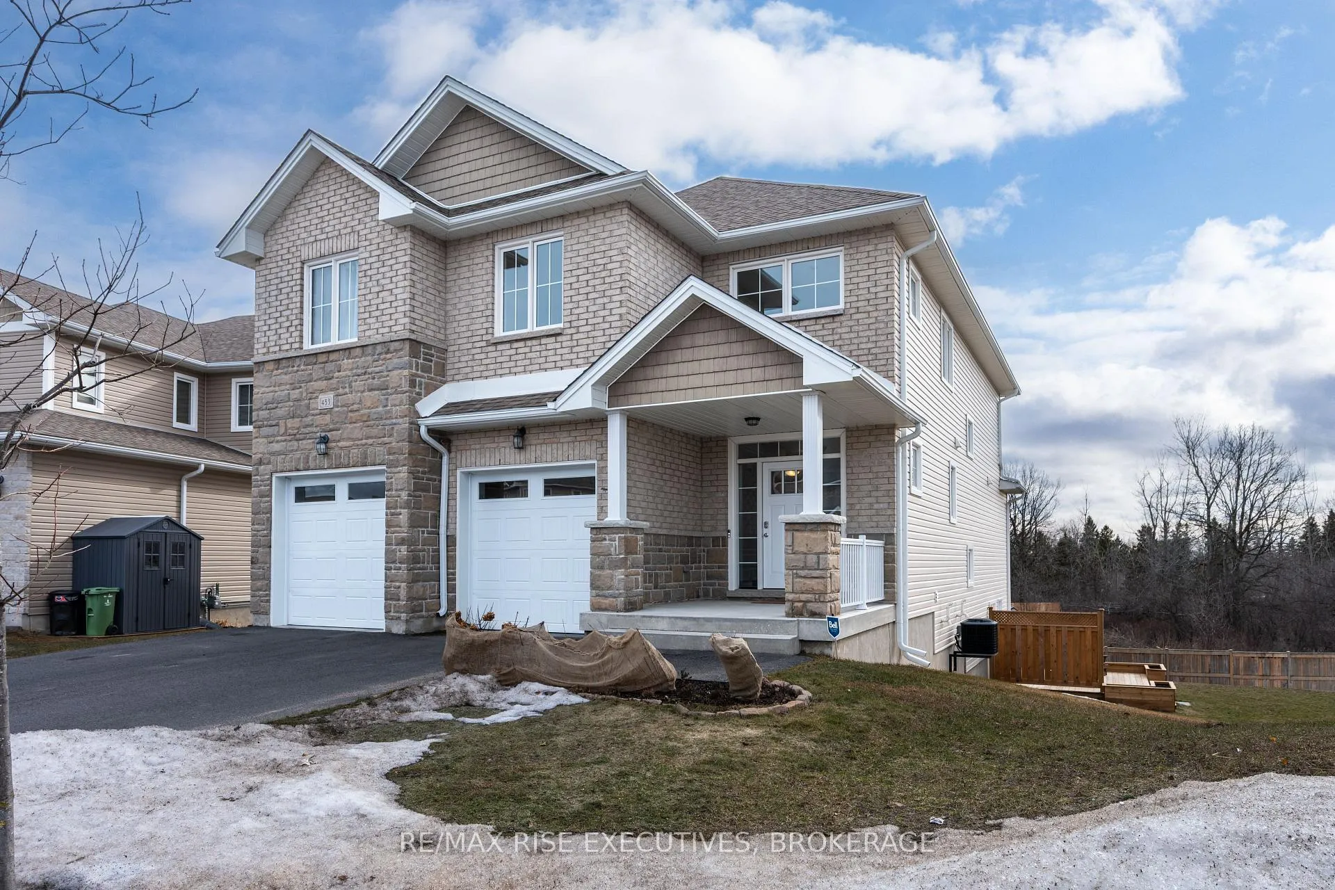 Front of 483 Beth Crescent