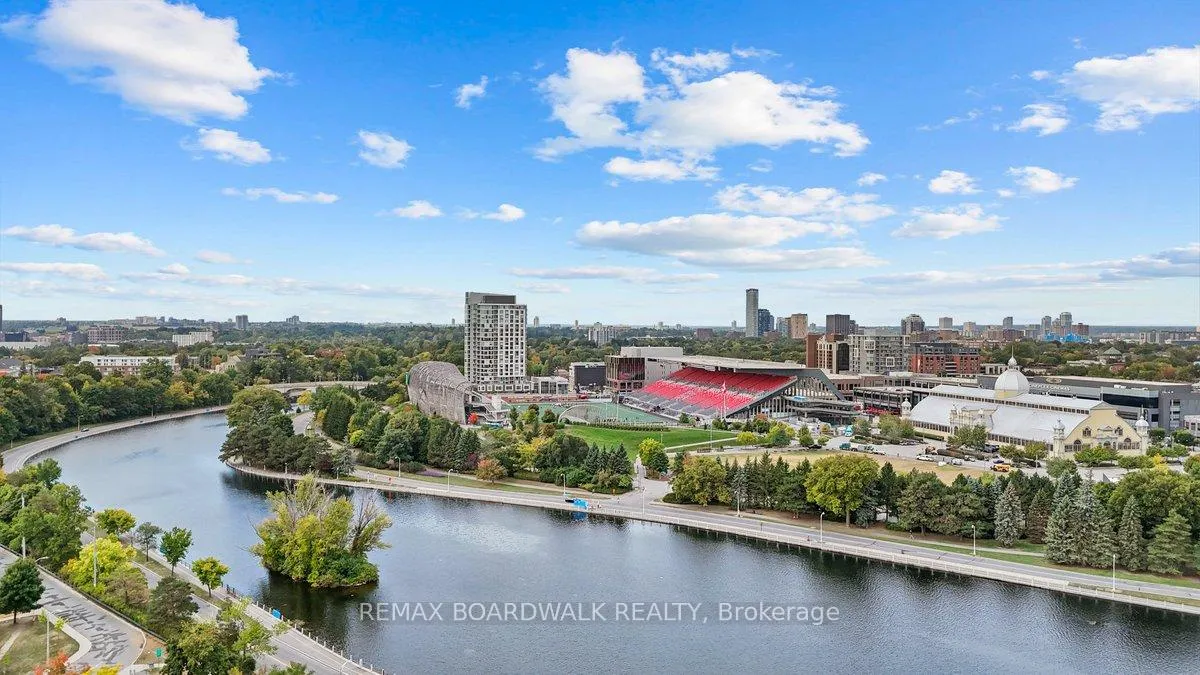 Photo 2 of 151 Riverdale Avenue, Ottawa, Old Ottawa South/Rideau Gardens — HOMEH