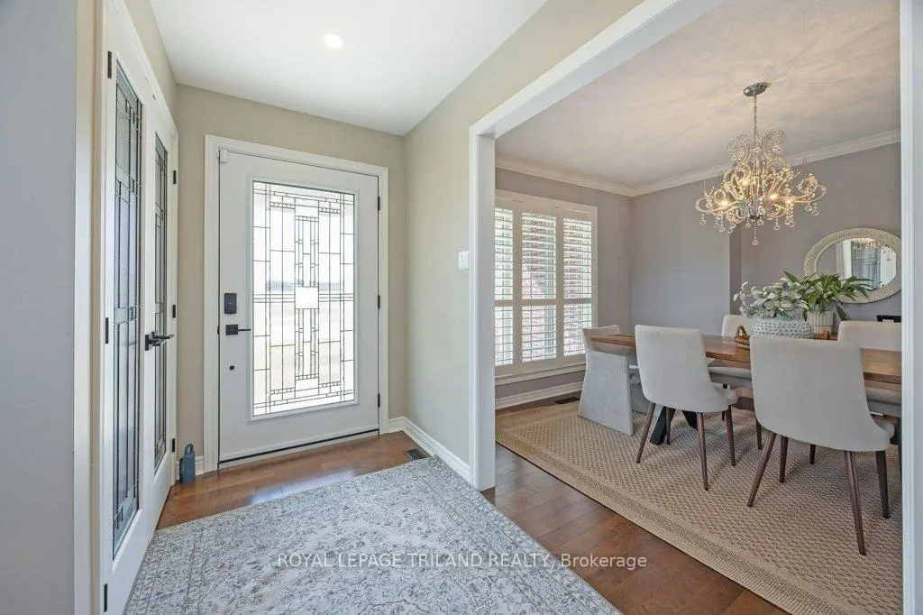 Photo 7 of 104 Stephen Moore Drive, Middlesex Centre, Kilworth — HOMEH