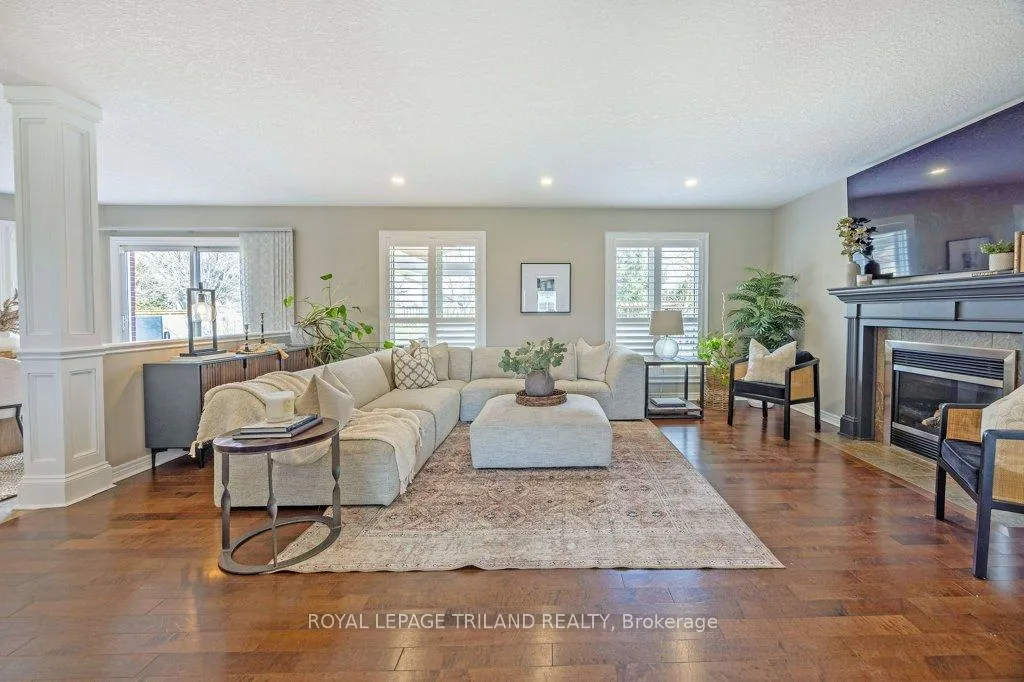 Photo 10 of 104 Stephen Moore Drive, Middlesex Centre, Kilworth — HOMEH