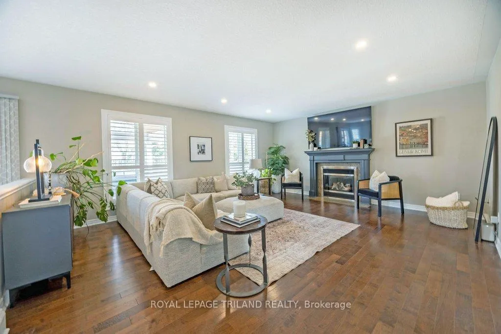 Photo 11 of 104 Stephen Moore Drive, Middlesex Centre, Kilworth — HOMEH