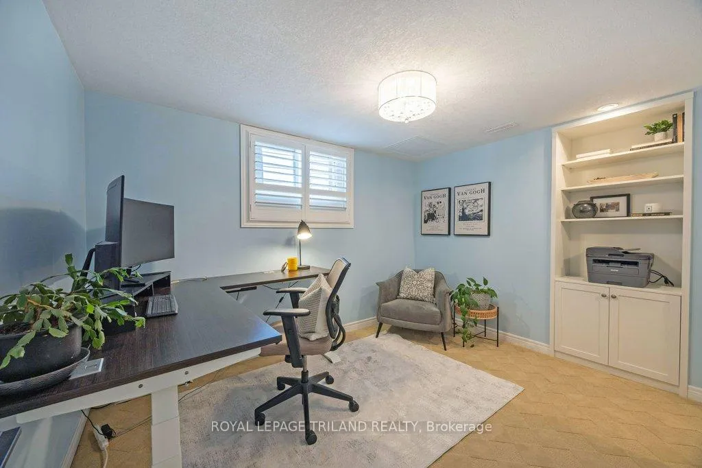 Photo 34 of 104 Stephen Moore Drive, Middlesex Centre, Kilworth — HOMEH