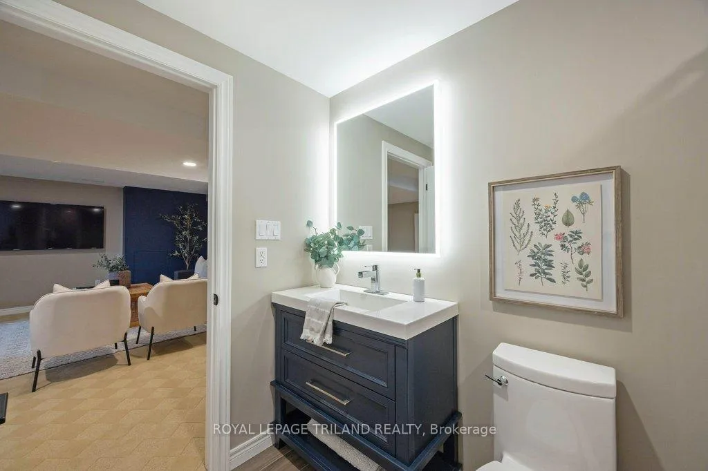 Photo 36 of 104 Stephen Moore Drive, Middlesex Centre, Kilworth — HOMEH