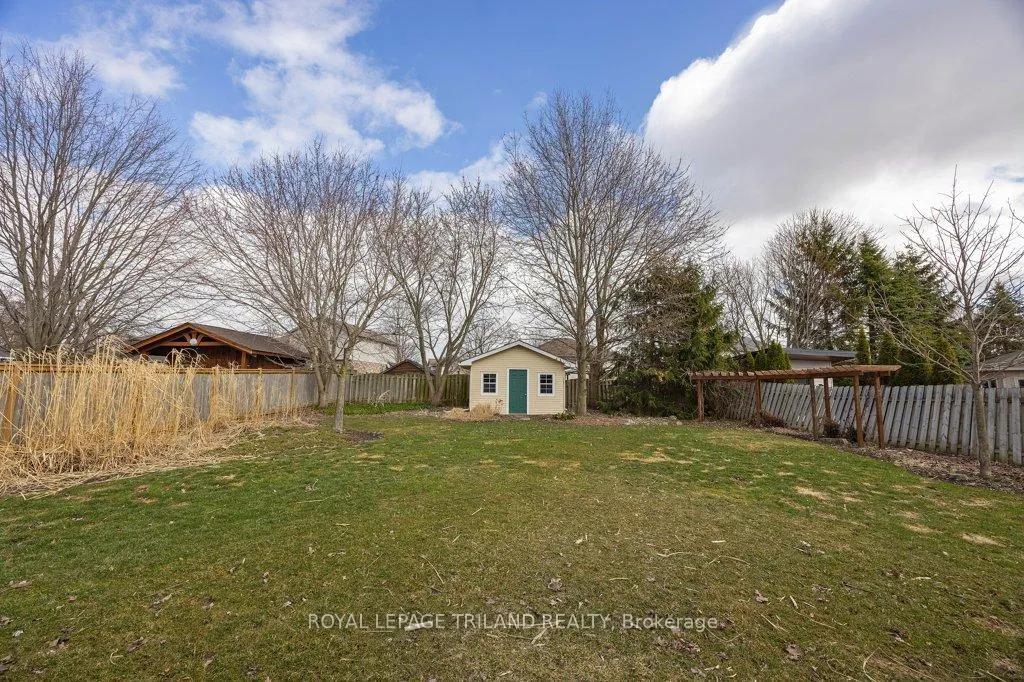 Photo 40 of 104 Stephen Moore Drive, Middlesex Centre, Kilworth — HOMEH