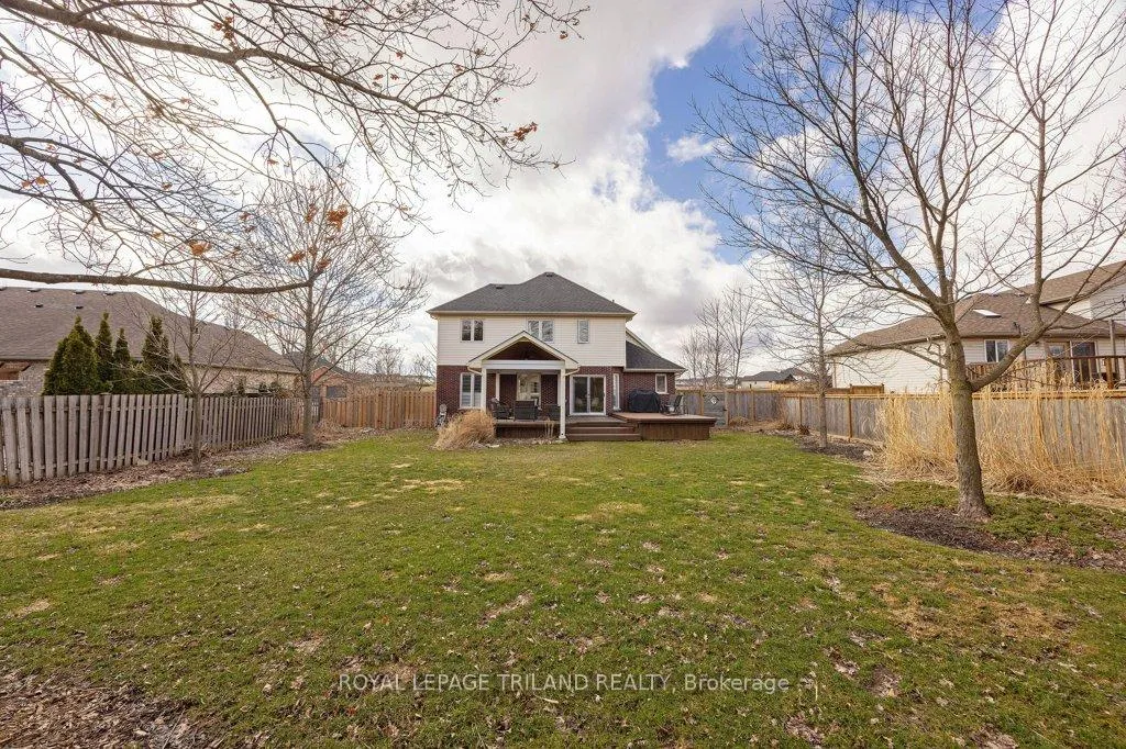 Photo 42 of 104 Stephen Moore Drive, Middlesex Centre, Kilworth — HOMEH