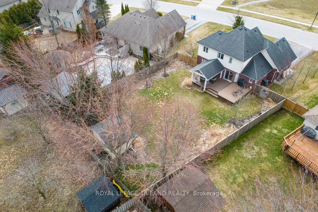 Photo 45 of 104 Stephen Moore Drive, Middlesex Centre, Kilworth — HOMEH