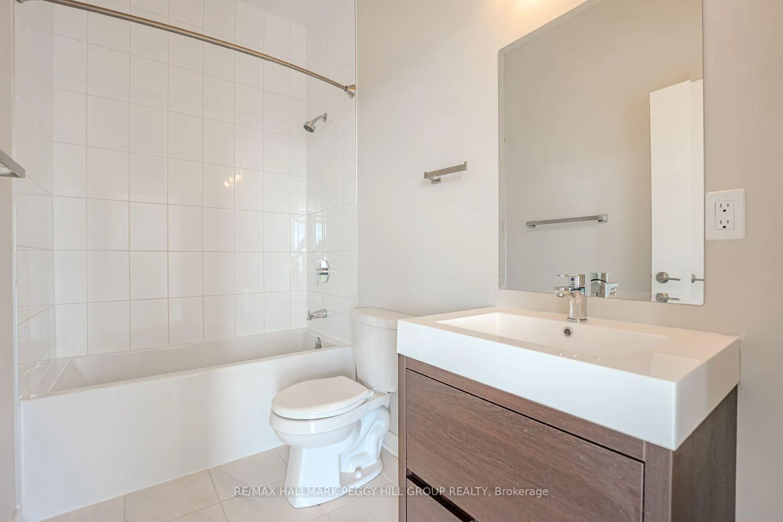Photo 11 of Unit 501, 21 Matchedash Street S, Orillia — HOMEH