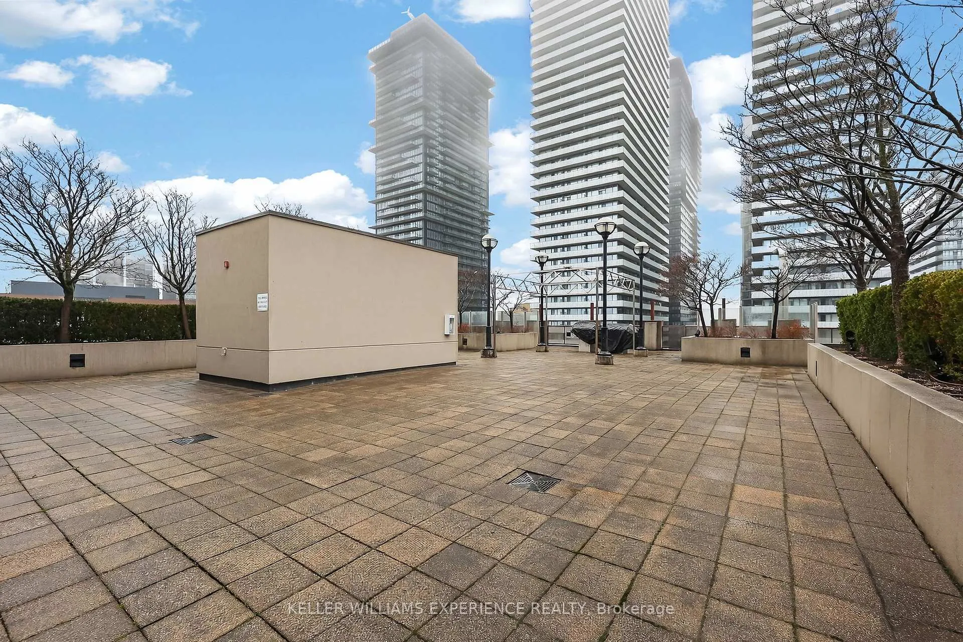 Photo 19 of Unit 1406, 85 Bloor Street E, Toronto, Church-Yonge Corridor — HOMEH