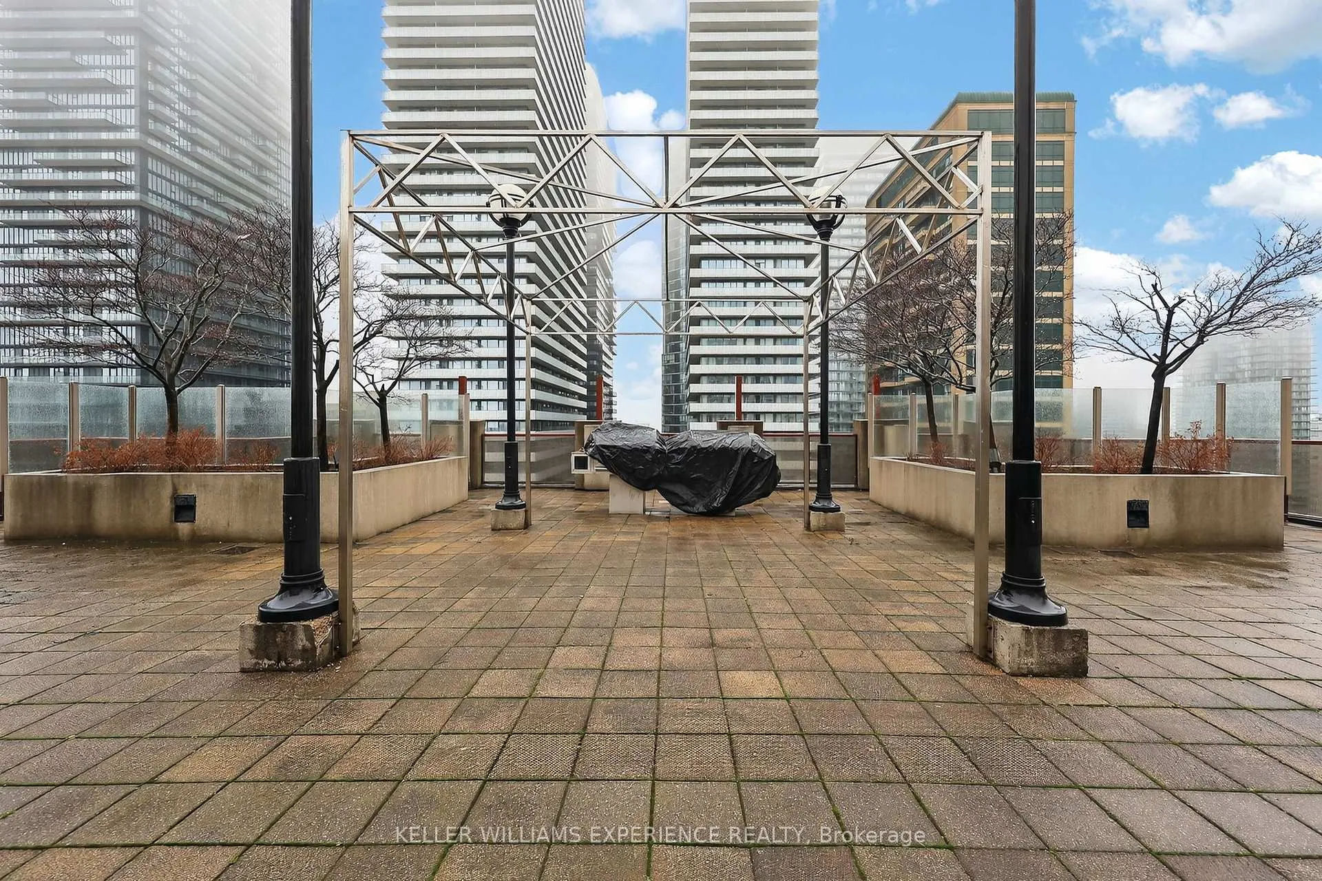 Photo 20 of Unit 1406, 85 Bloor Street E, Toronto, Church-Yonge Corridor — HOMEH