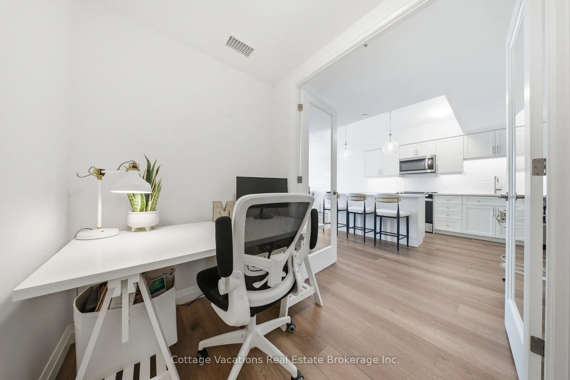 Photo 5 of Unit 605, 93 Arthur Street, Guelph, St. Patrick's Ward — HOMEH