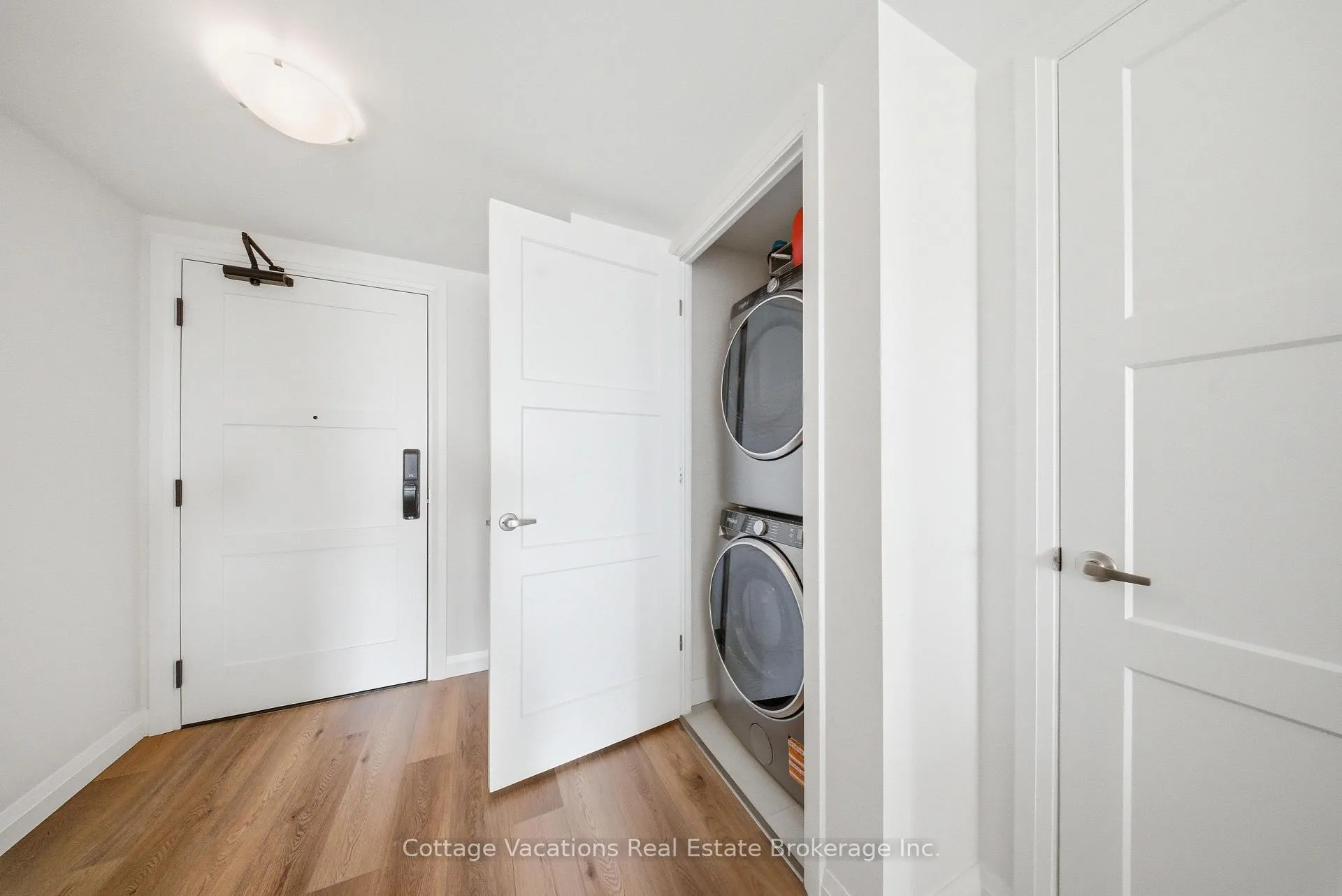 Photo 12 of Unit 605, 93 Arthur Street, Guelph, St. Patrick's Ward — HOMEH