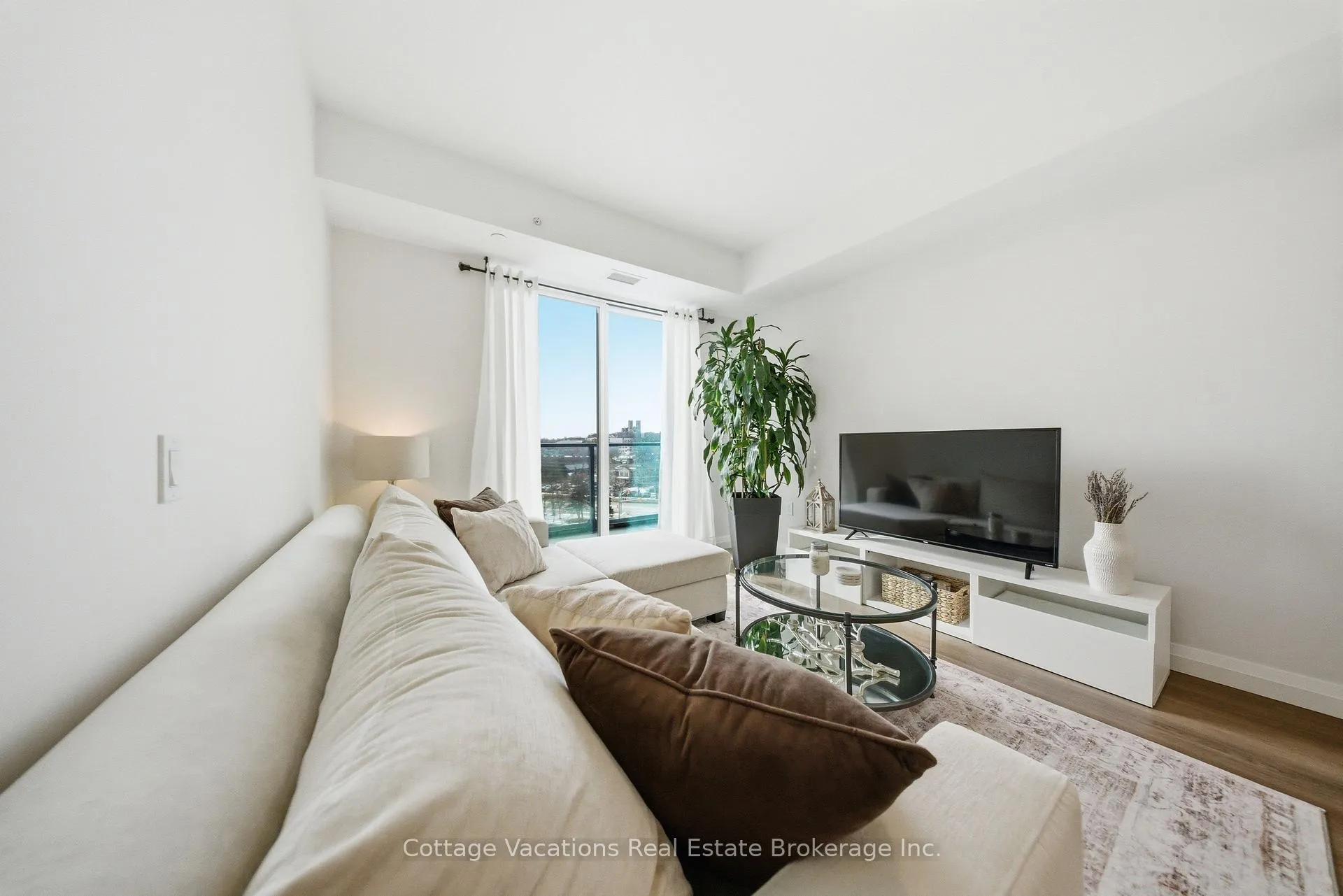 Photo 15 of Unit 605, 93 Arthur Street, Guelph, St. Patrick's Ward — HOMEH