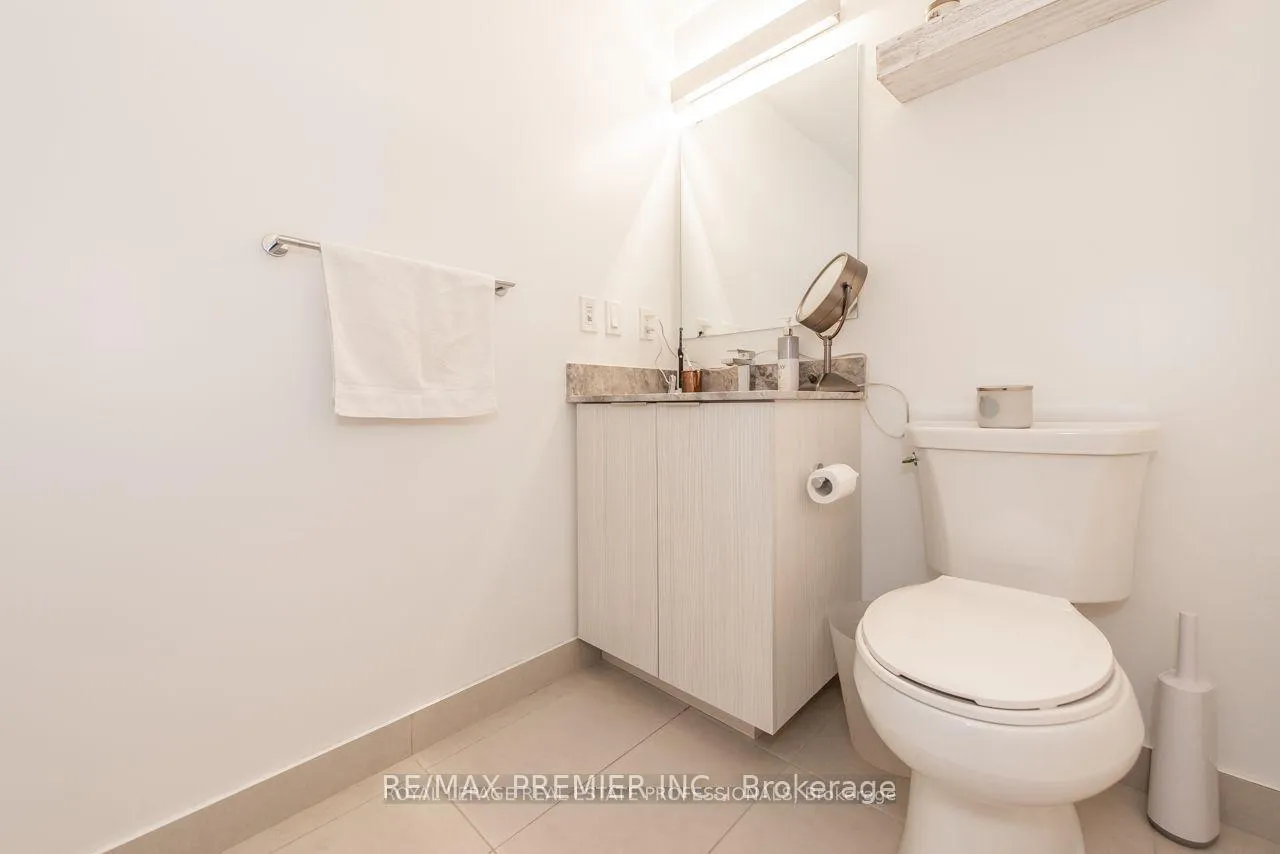 Photo 5 of Unit 701, 18 Maitland Terrace, Toronto, Church-Yonge Corridor — HOMEH