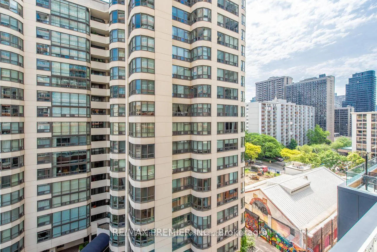 Photo 18 of Unit 701, 18 Maitland Terrace, Toronto, Church-Yonge Corridor — HOMEH