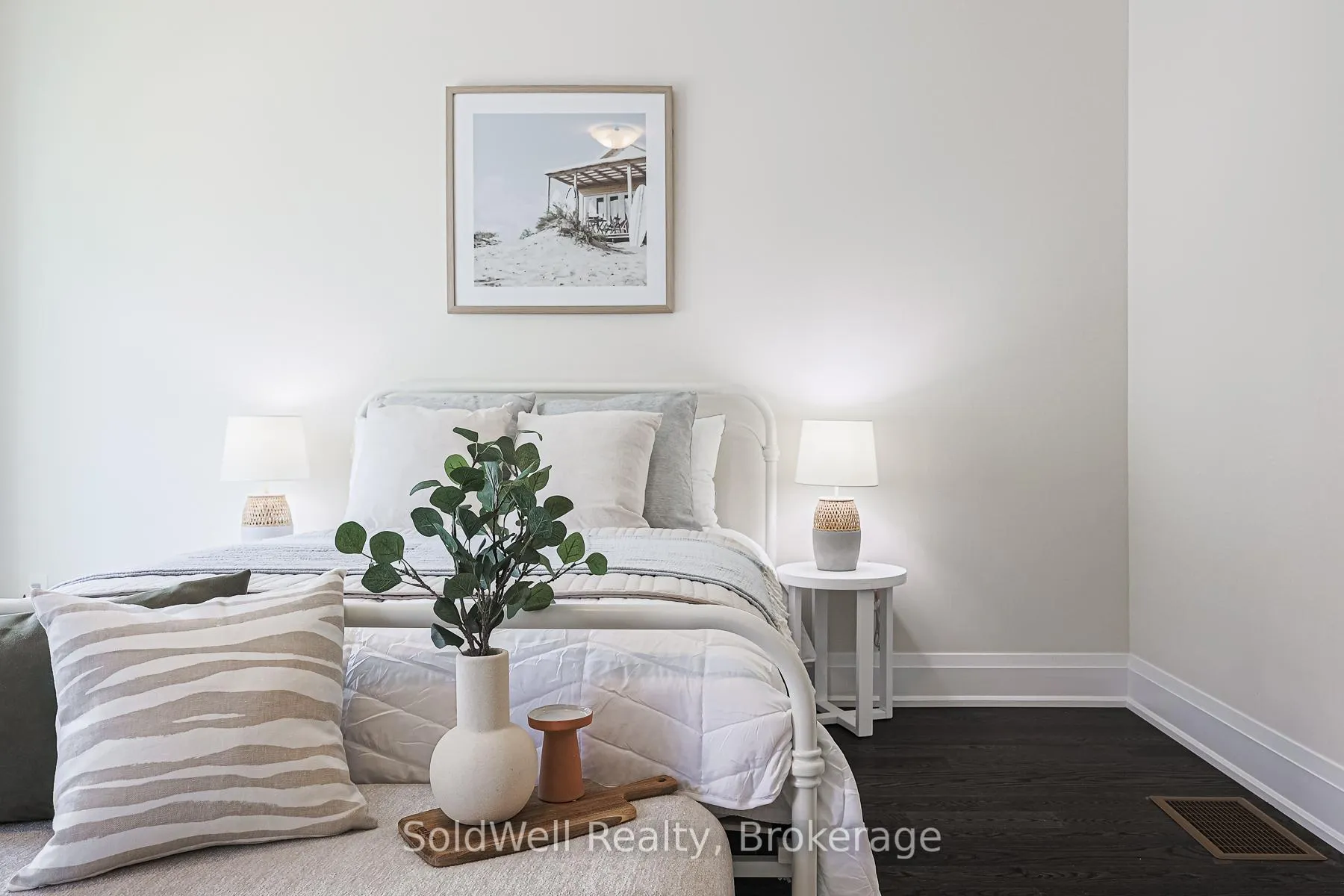 Photo 23 of 243 Smallwood Circle, Vaughan, Brownridge — HOMEH
