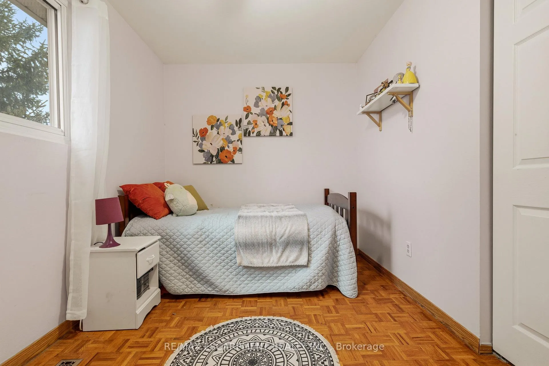 Photo 12 of 4 John Murray Street, Hamilton, Stoney Creek Mountain — HOMEH