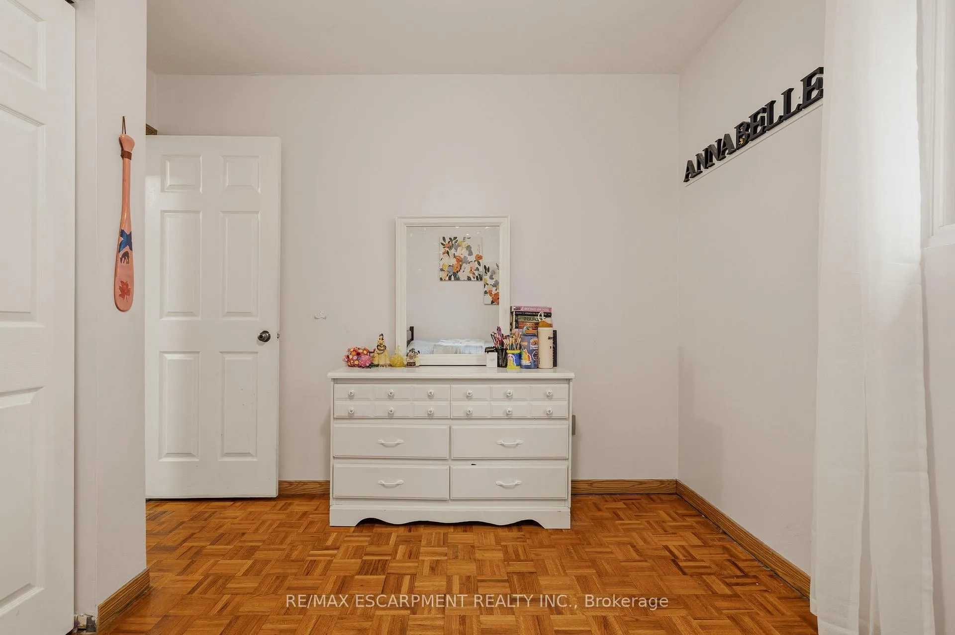 Photo 13 of 4 John Murray Street, Hamilton, Stoney Creek Mountain — HOMEH