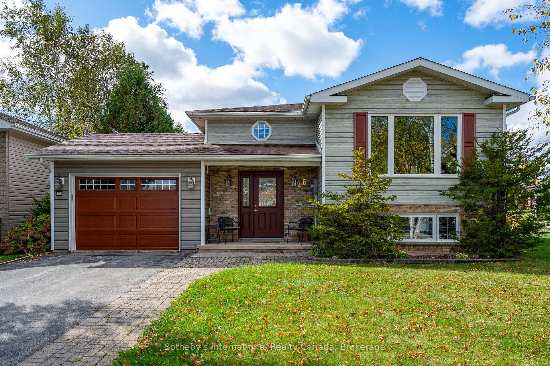 Front of 26 Country Crescent